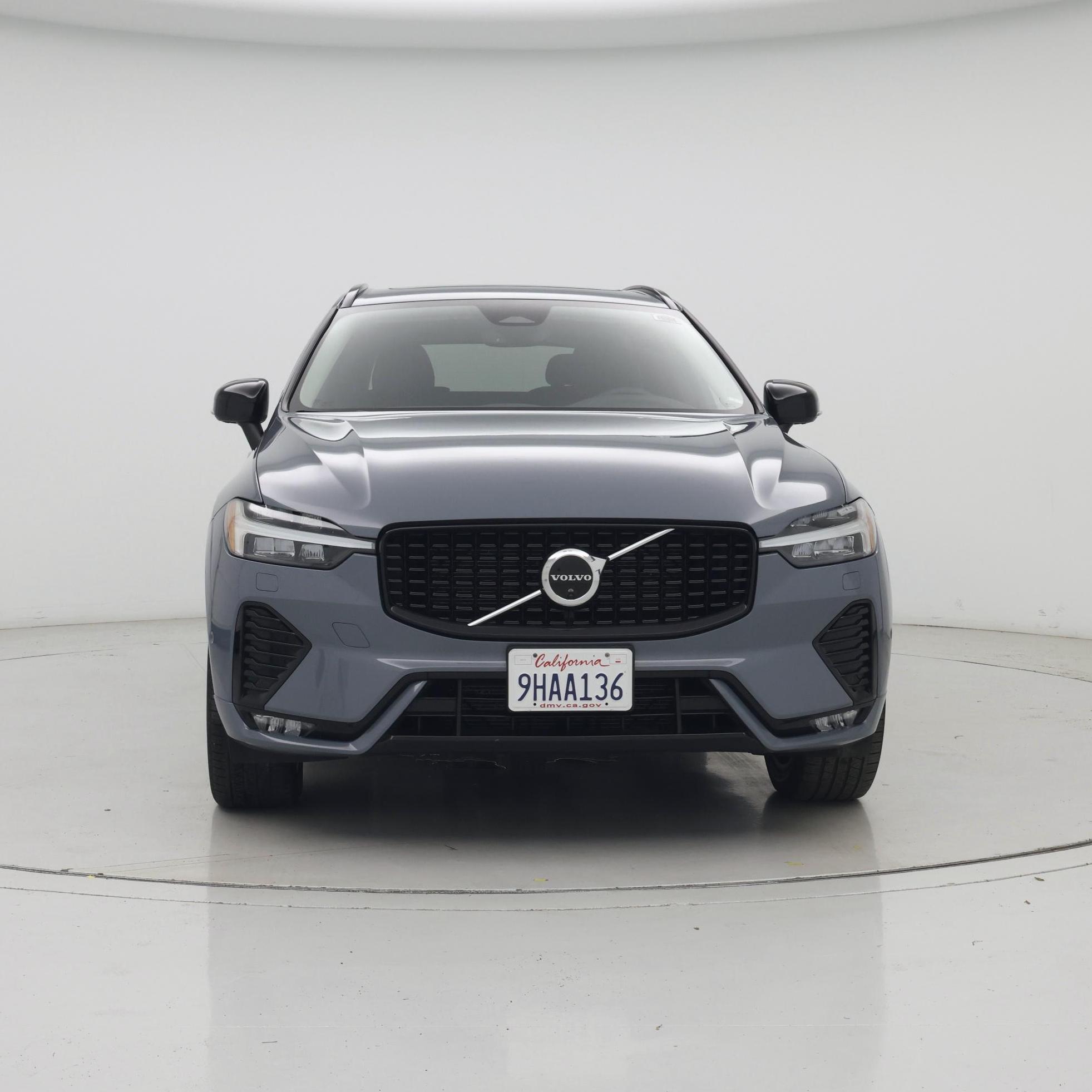 Thumbnail: 2023 Volvo XC60 - 5