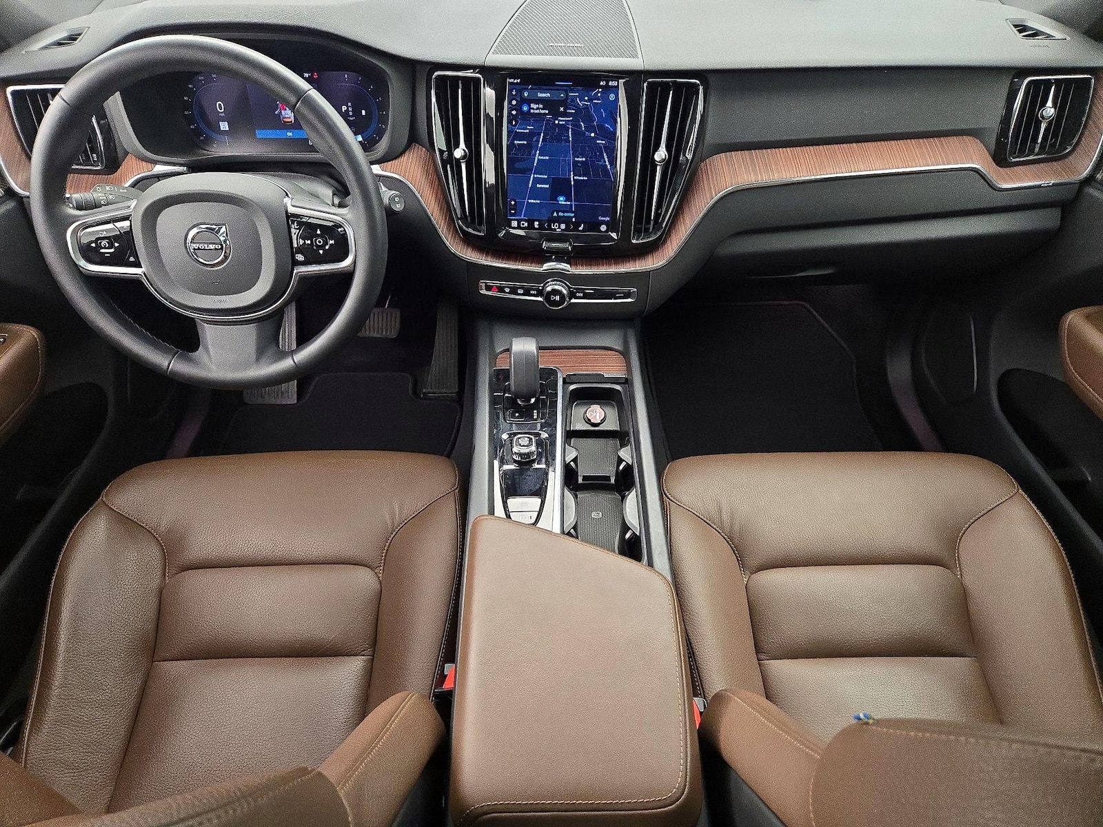 2023 Volvo XC60 Plus - Photo 10