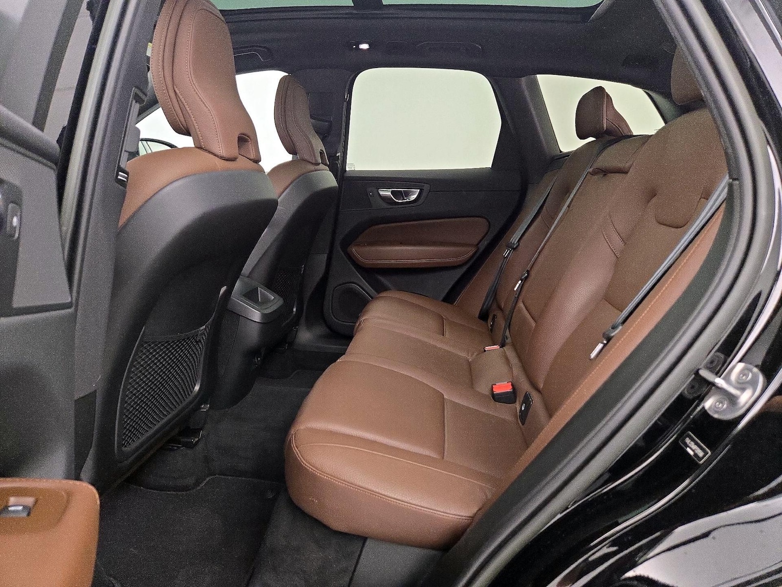 2023 Volvo XC60 Plus - Photo 22