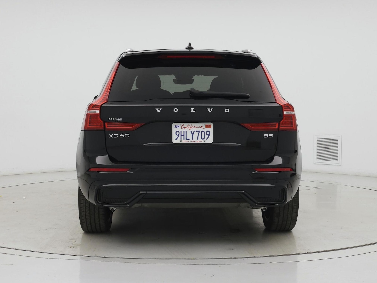 2023 Volvo XC60 Plus - Photo 7