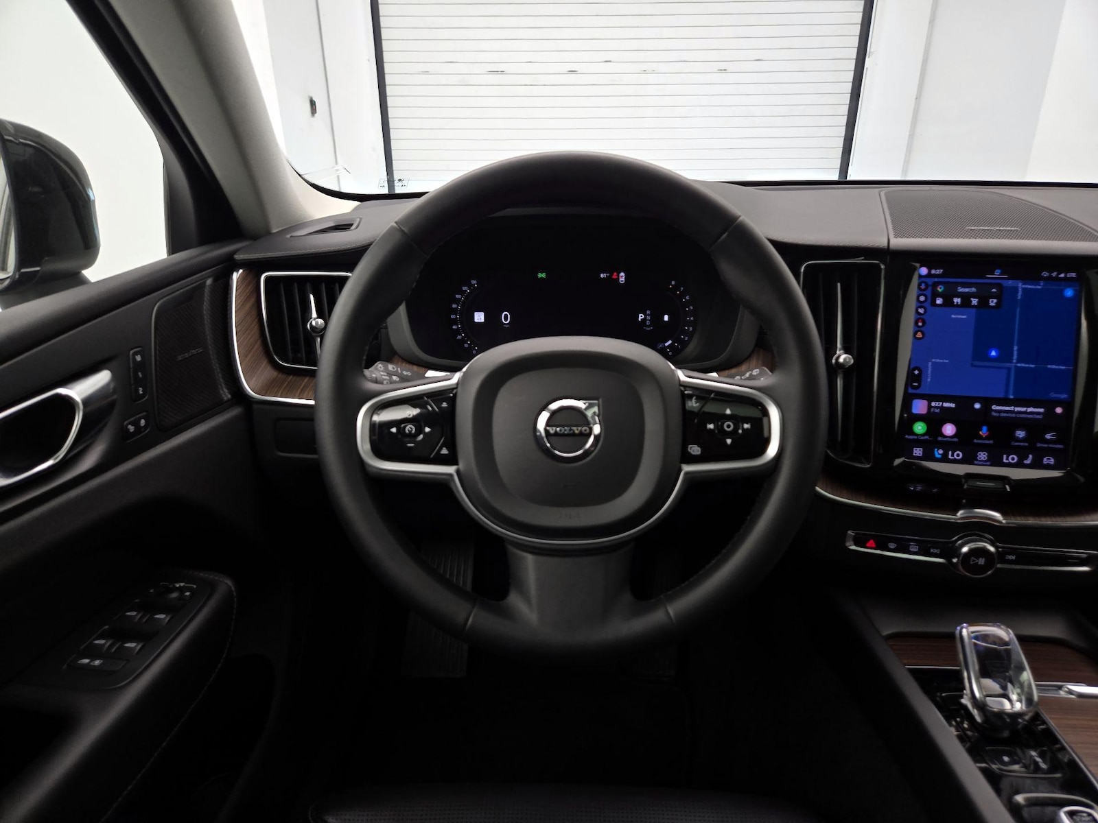 2023 Volvo XC60 Ultimate - Photo 11