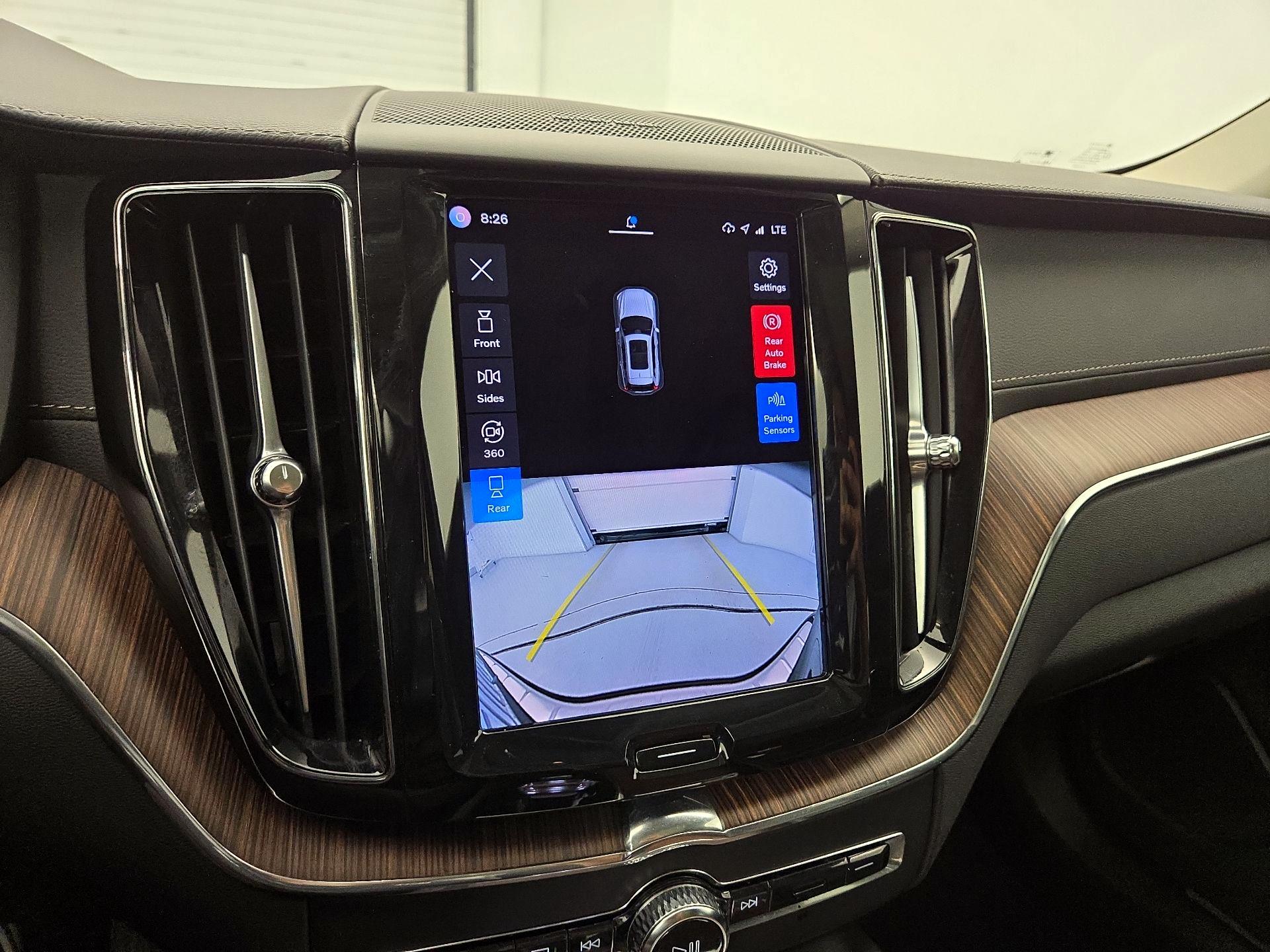 Thumbnail: 2023 Volvo XC60 - 15