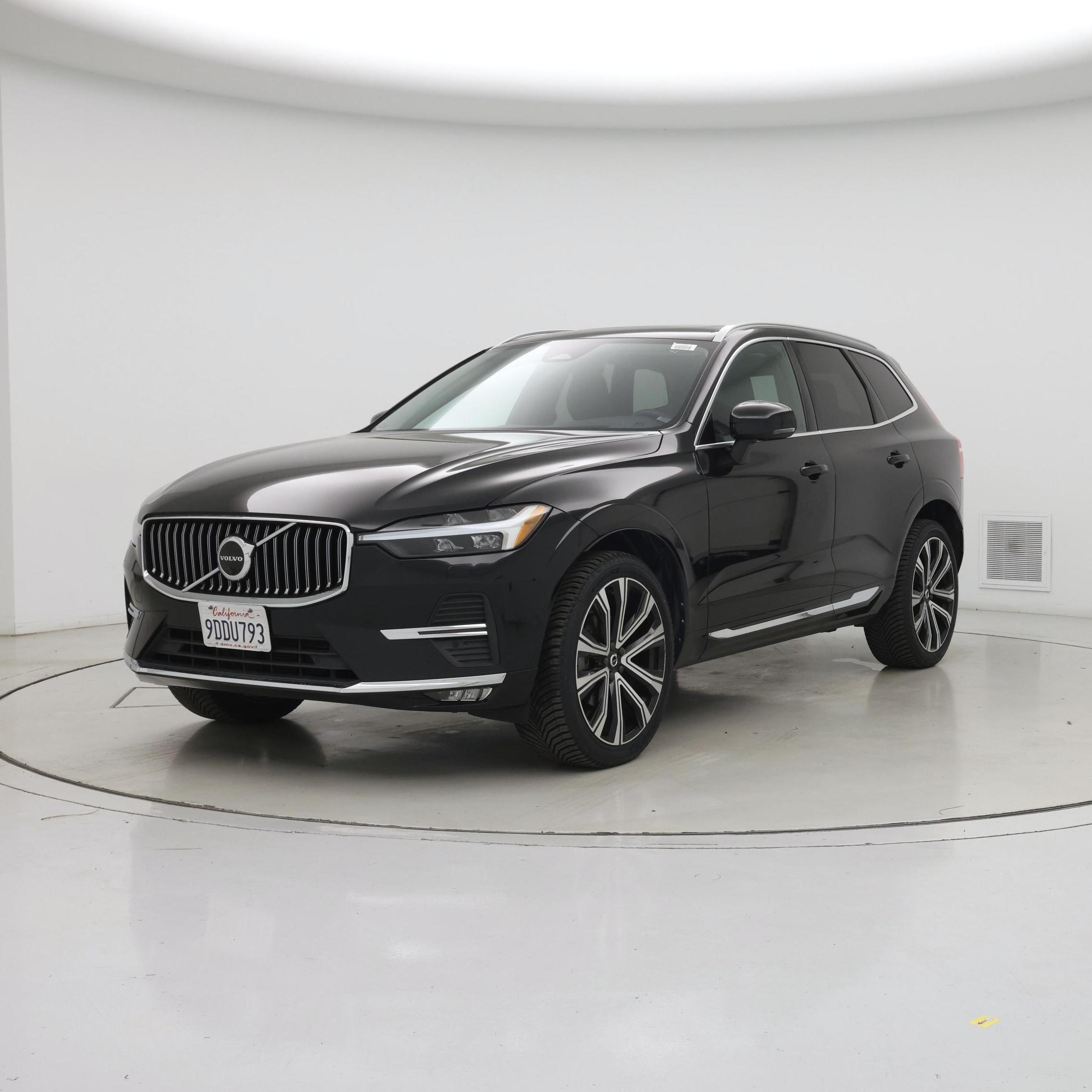 Thumbnail: 2023 Volvo XC60 - 4