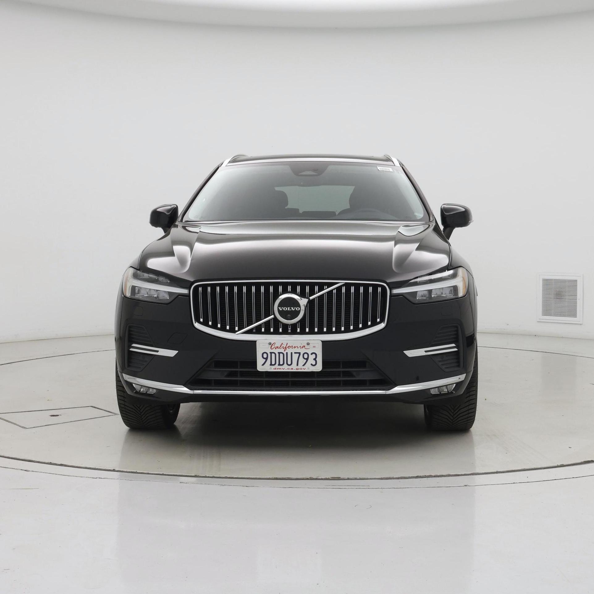 Thumbnail: 2023 Volvo XC60 - 5