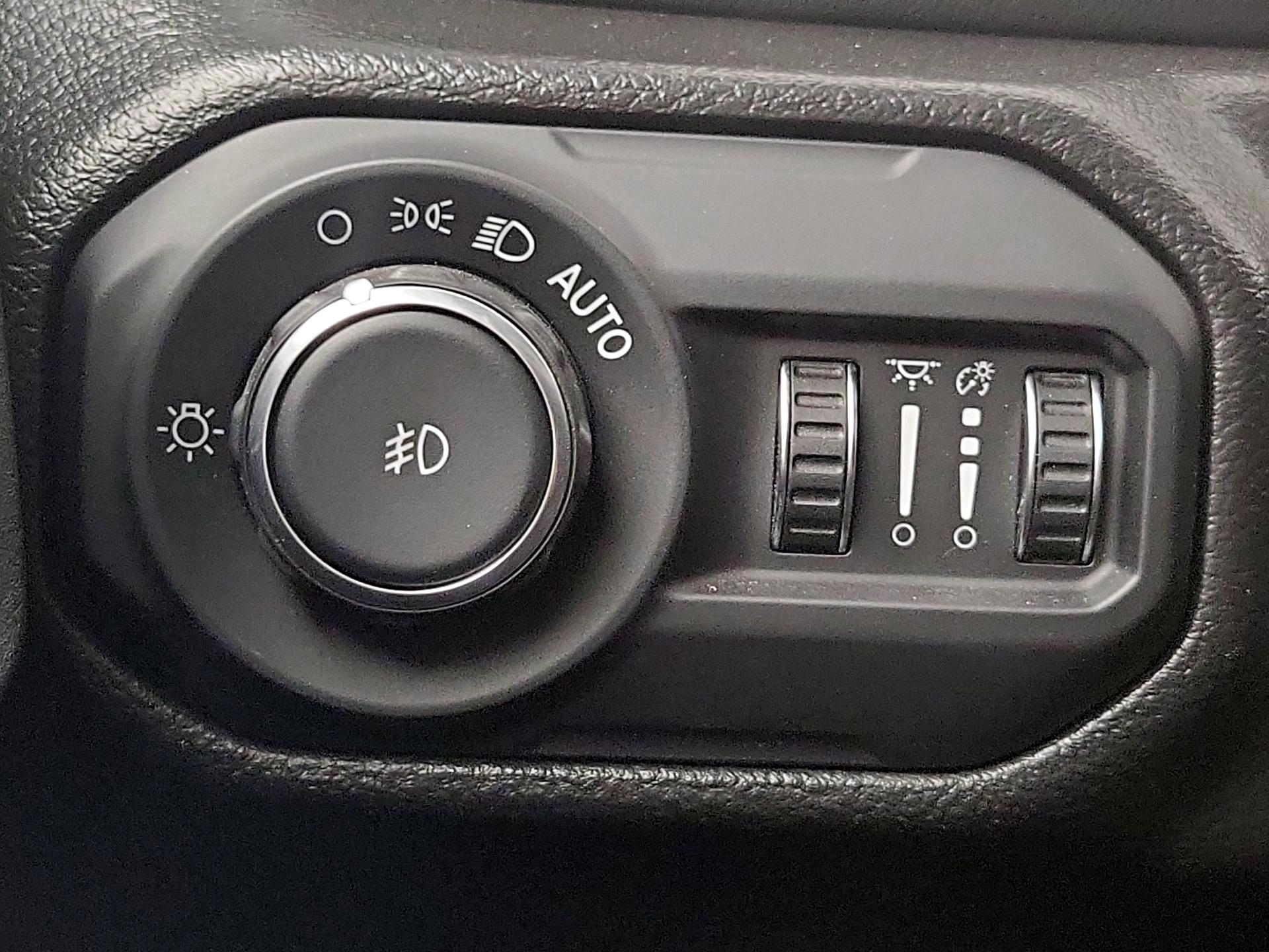 Thumbnail: 2022 Jeep Wrangler - 13