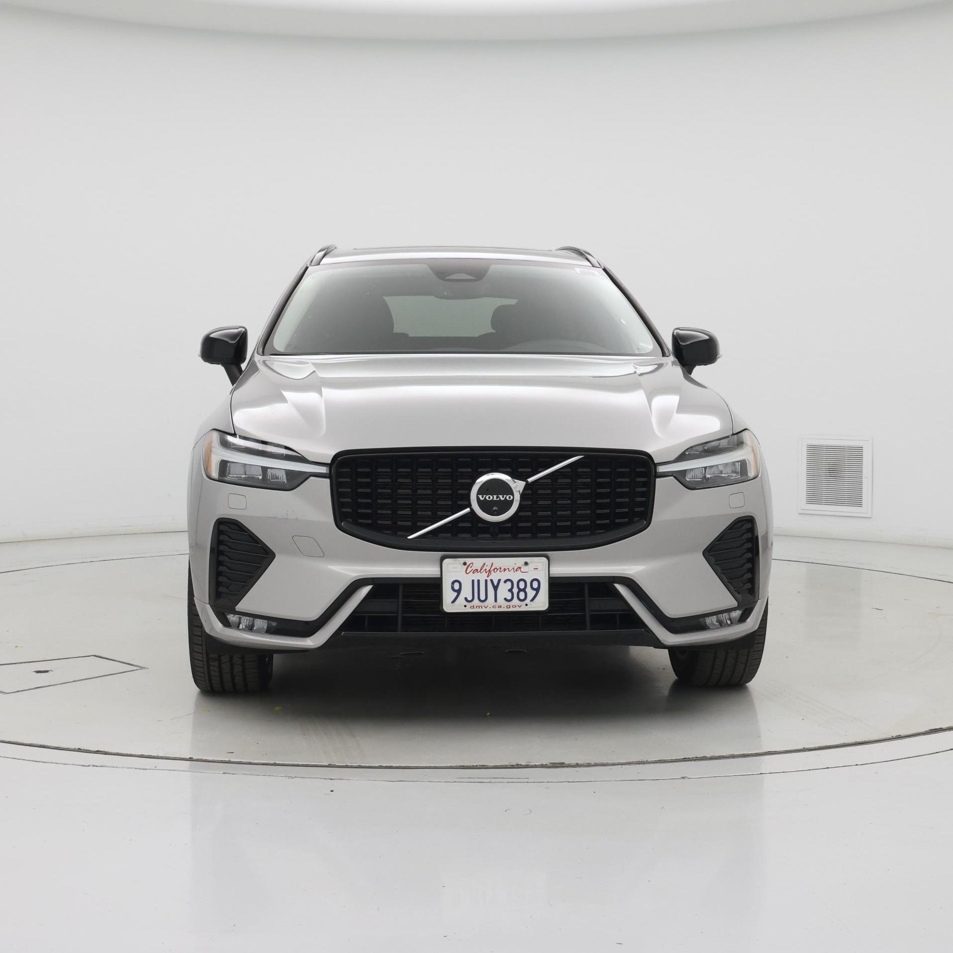 Thumbnail: 2023 Volvo XC60 - 5