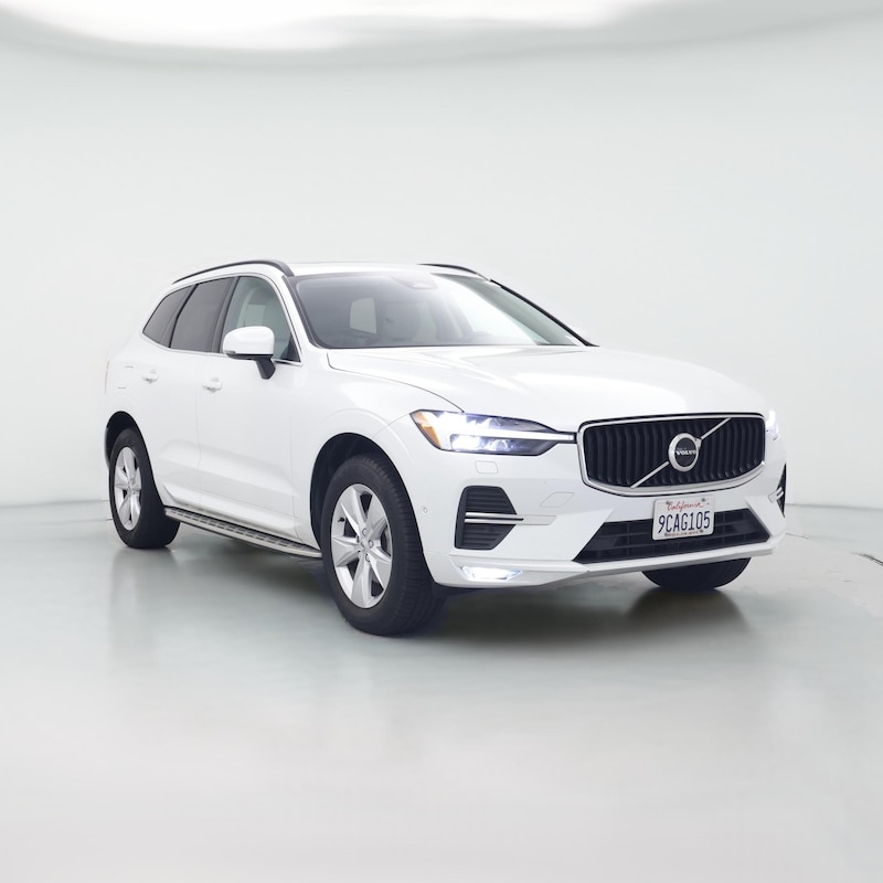 2022 Volvo XC60 B5 Momentum