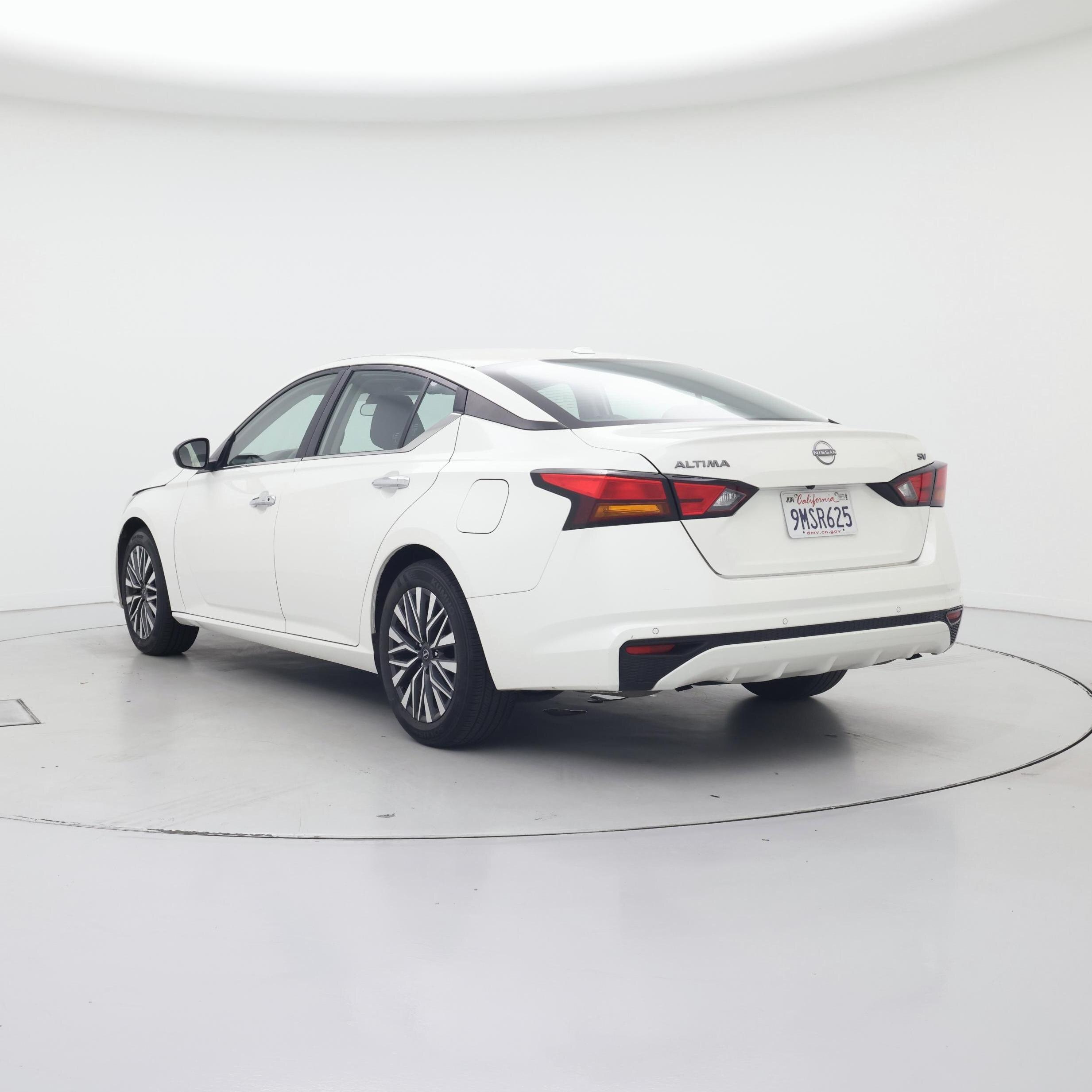 Thumbnail: 2024 Nissan Altima - 2