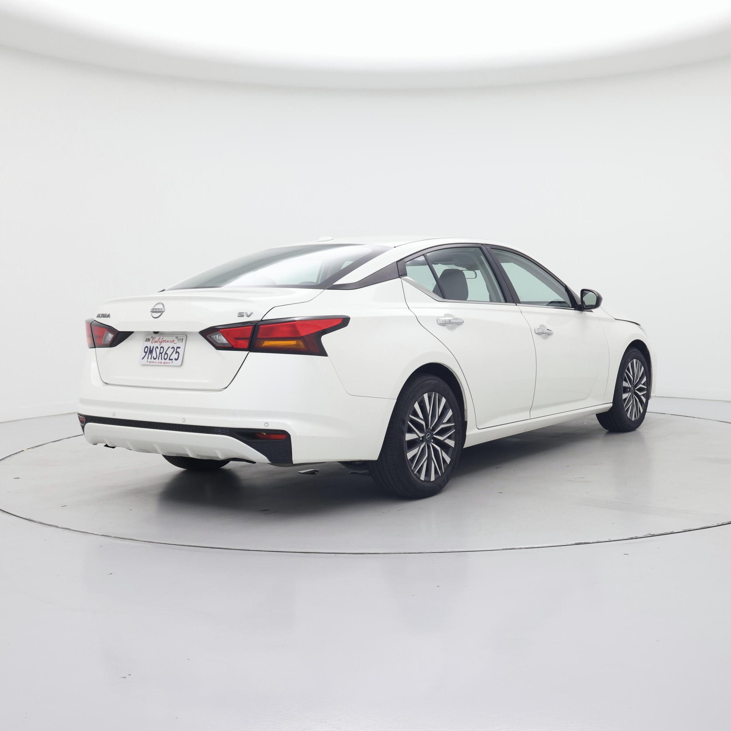 Thumbnail: 2024 Nissan Altima - 8