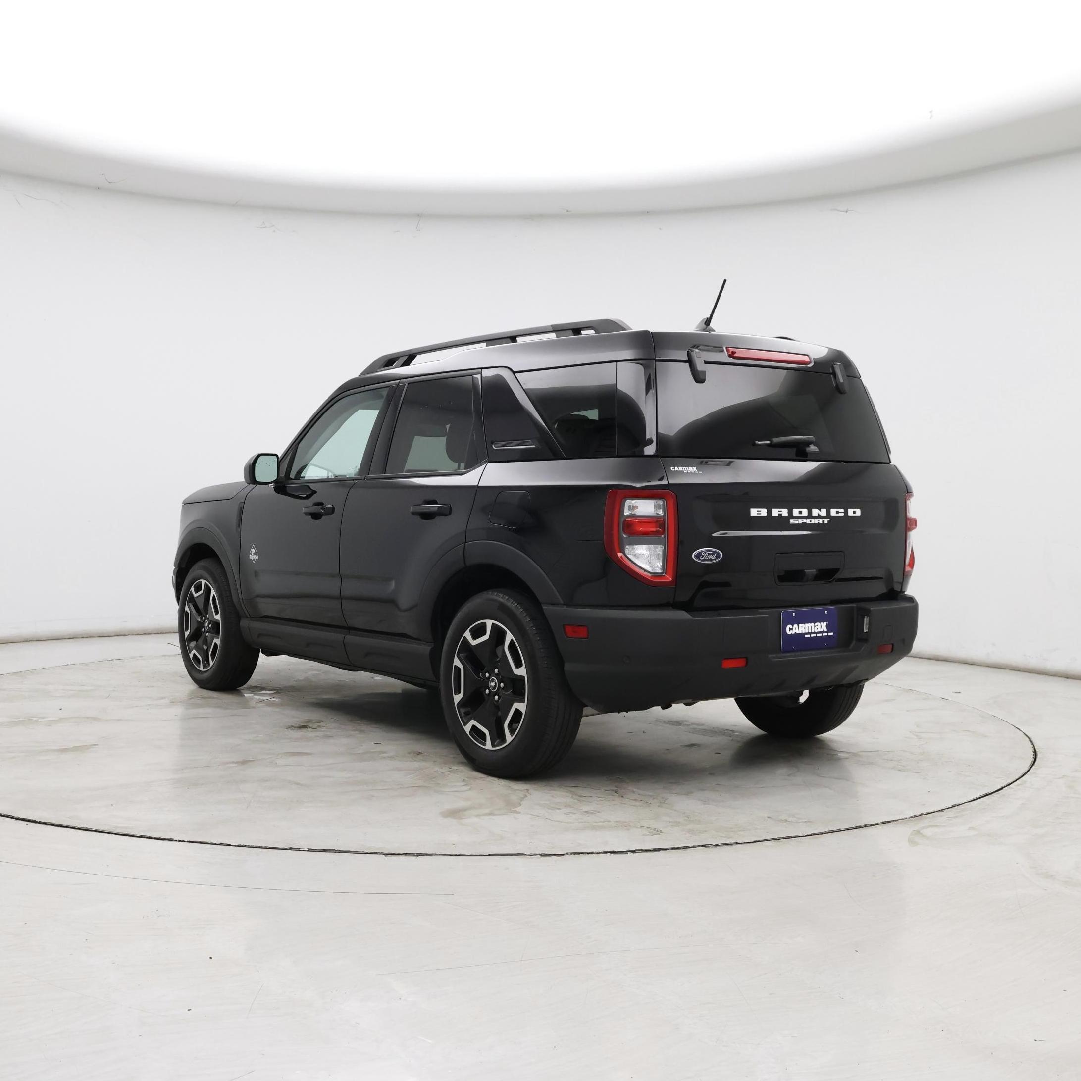 Thumbnail: 2022 Ford Bronco Sport - 2