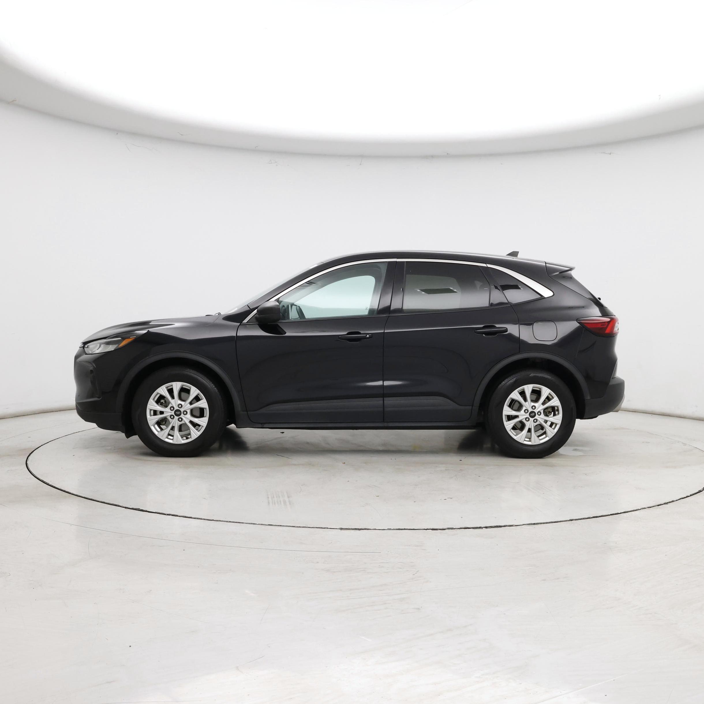 Thumbnail: 2024 Ford Escape - 3