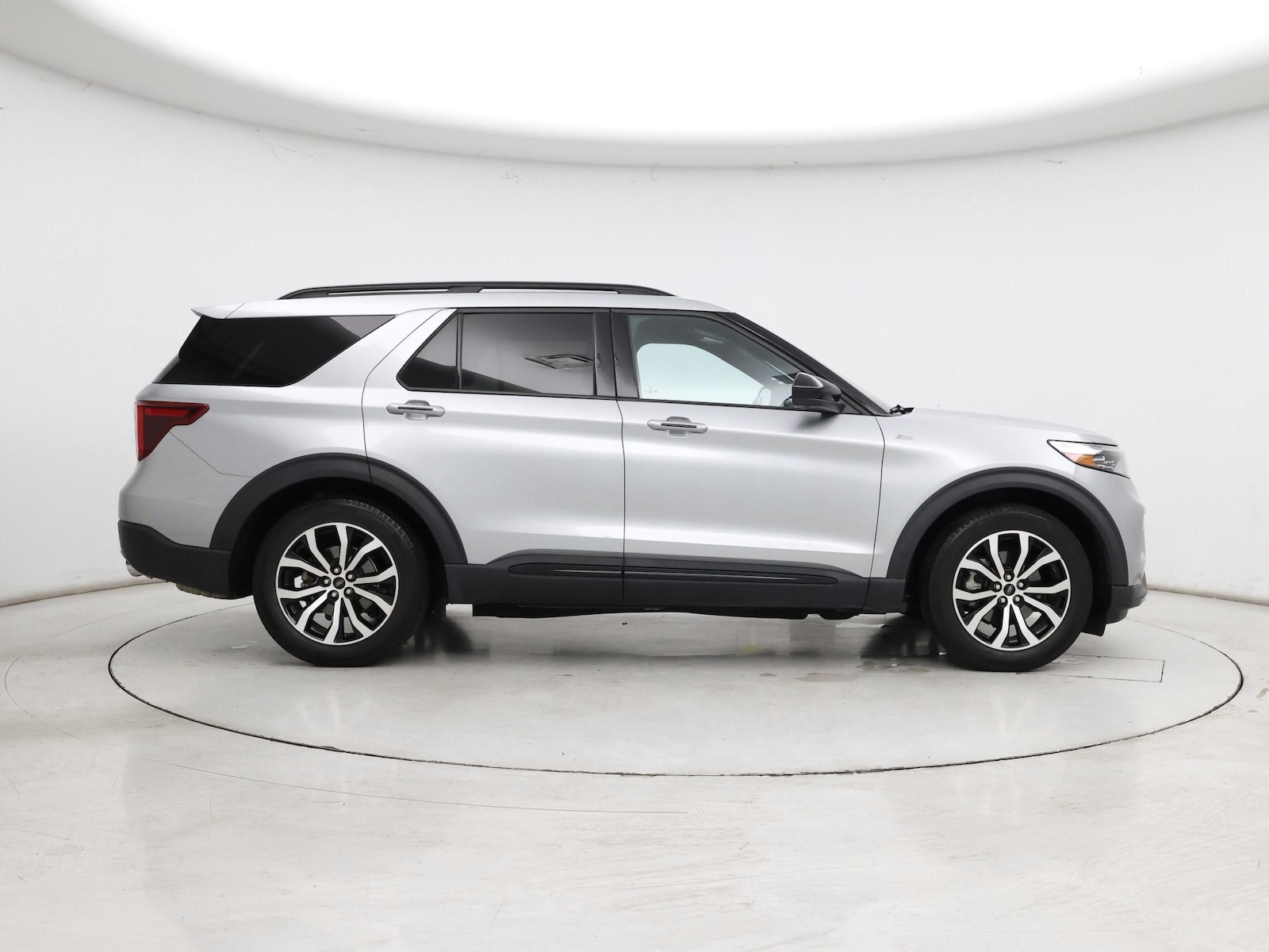 2023 Ford Explorer ST-LINE - Photo 8