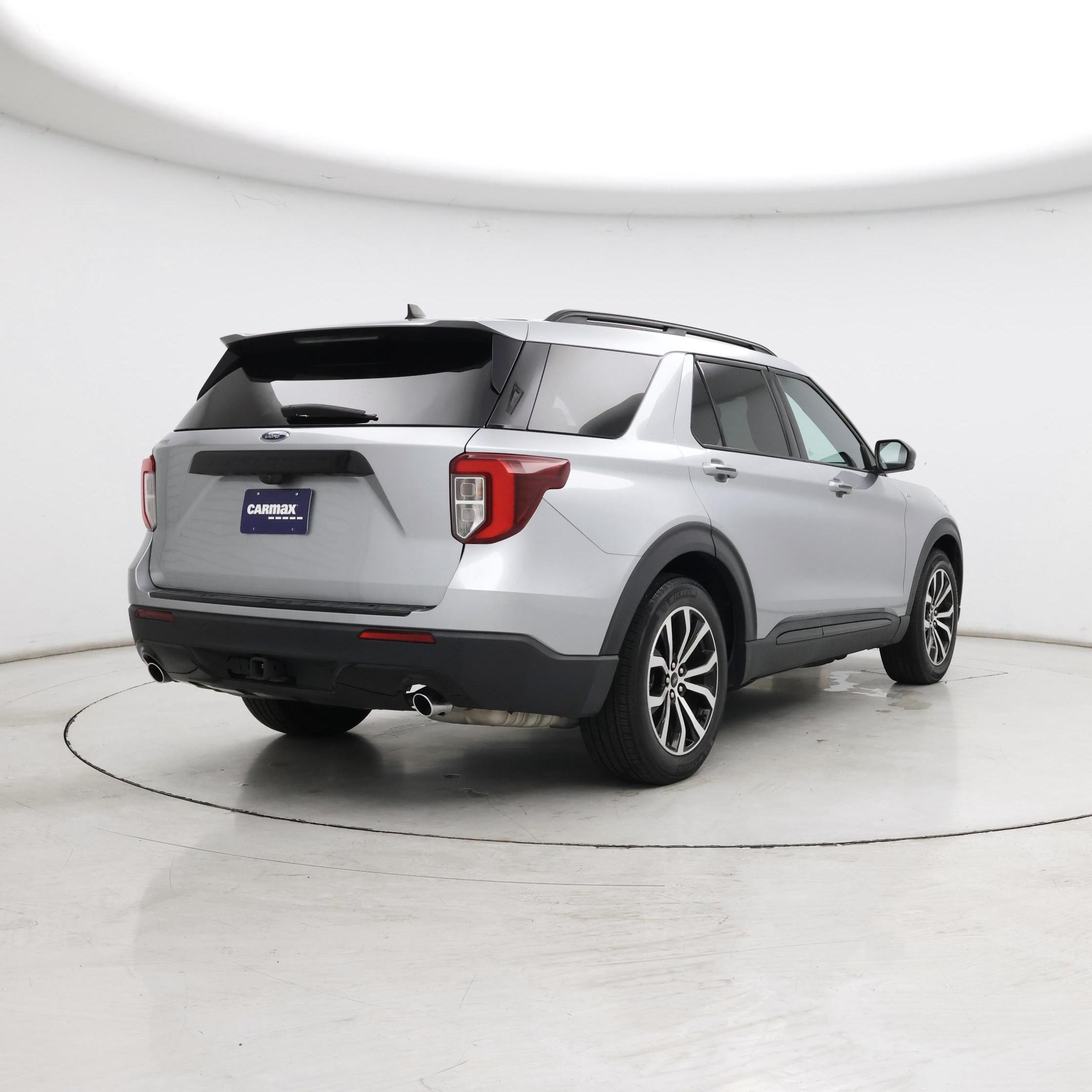 Thumbnail: 2023 Ford Explorer - 8
