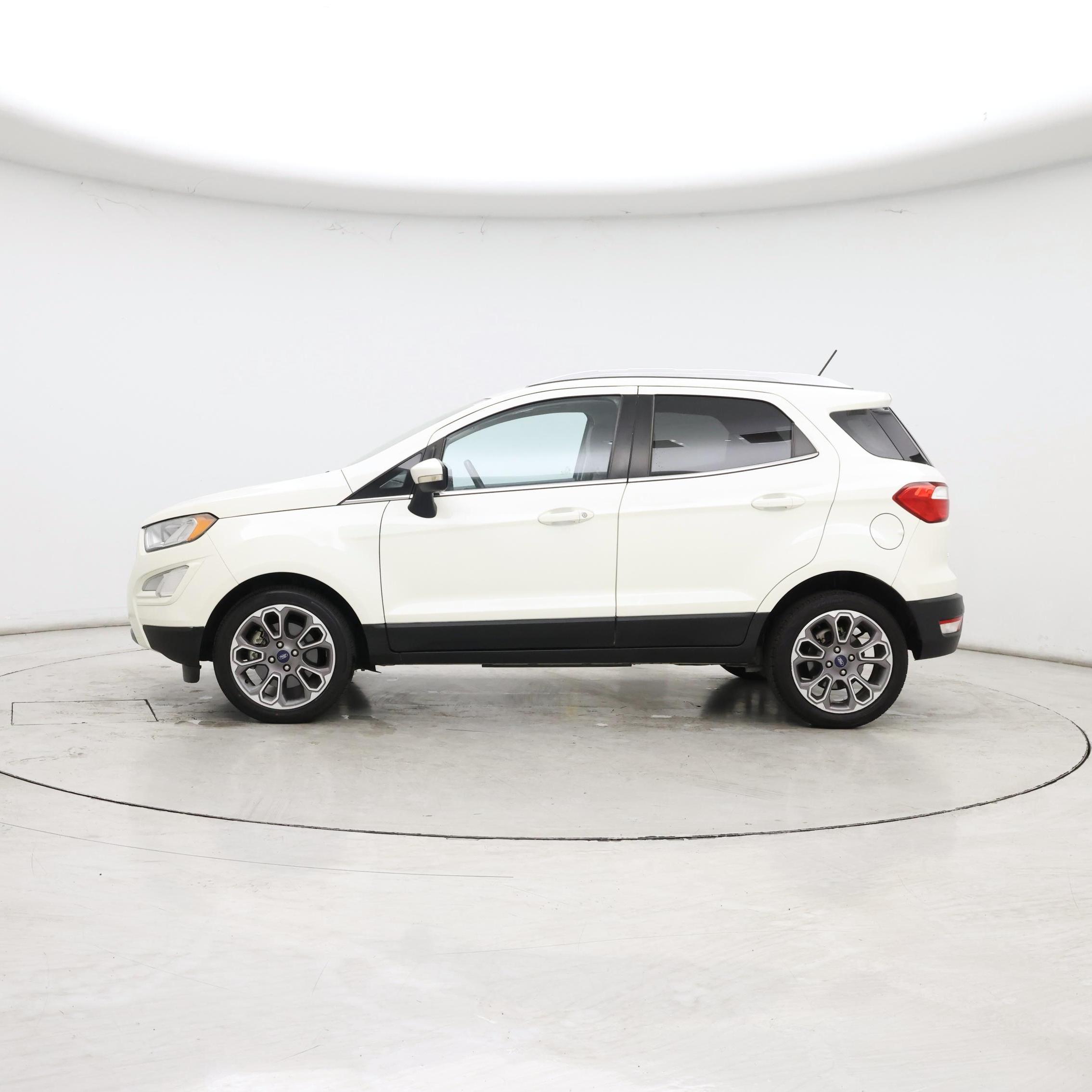 Thumbnail: 2021 Ford EcoSport - 3