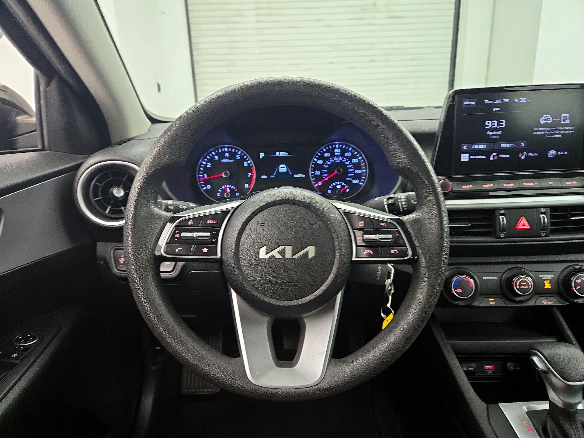Thumbnail: 2023 Kia Forte - 10