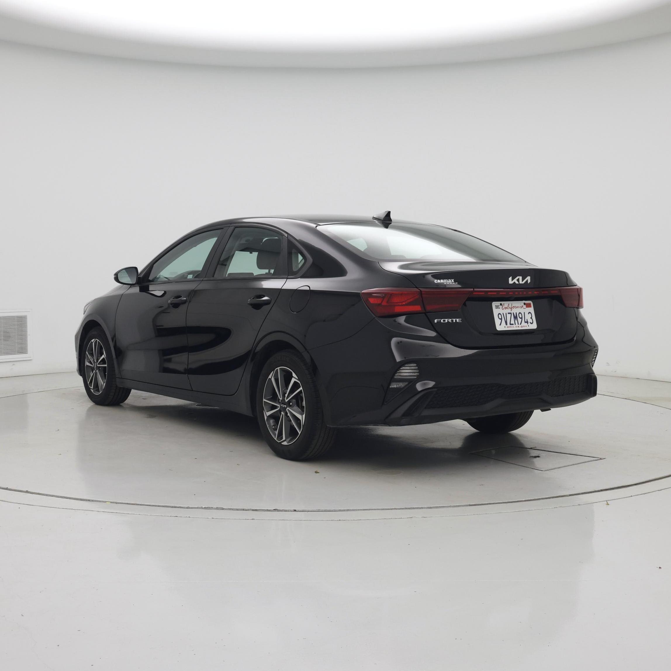 Thumbnail: 2023 Kia Forte - 2