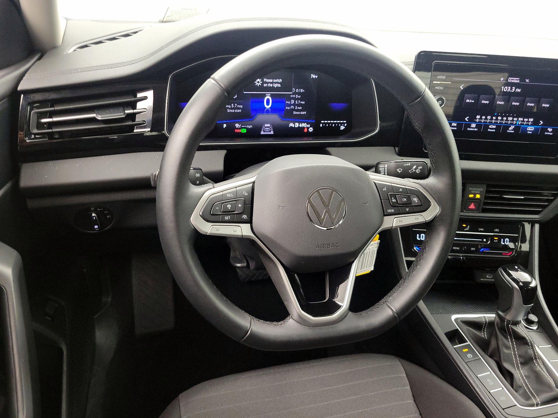 Thumbnail: 2025 Volkswagen Jetta - 10
