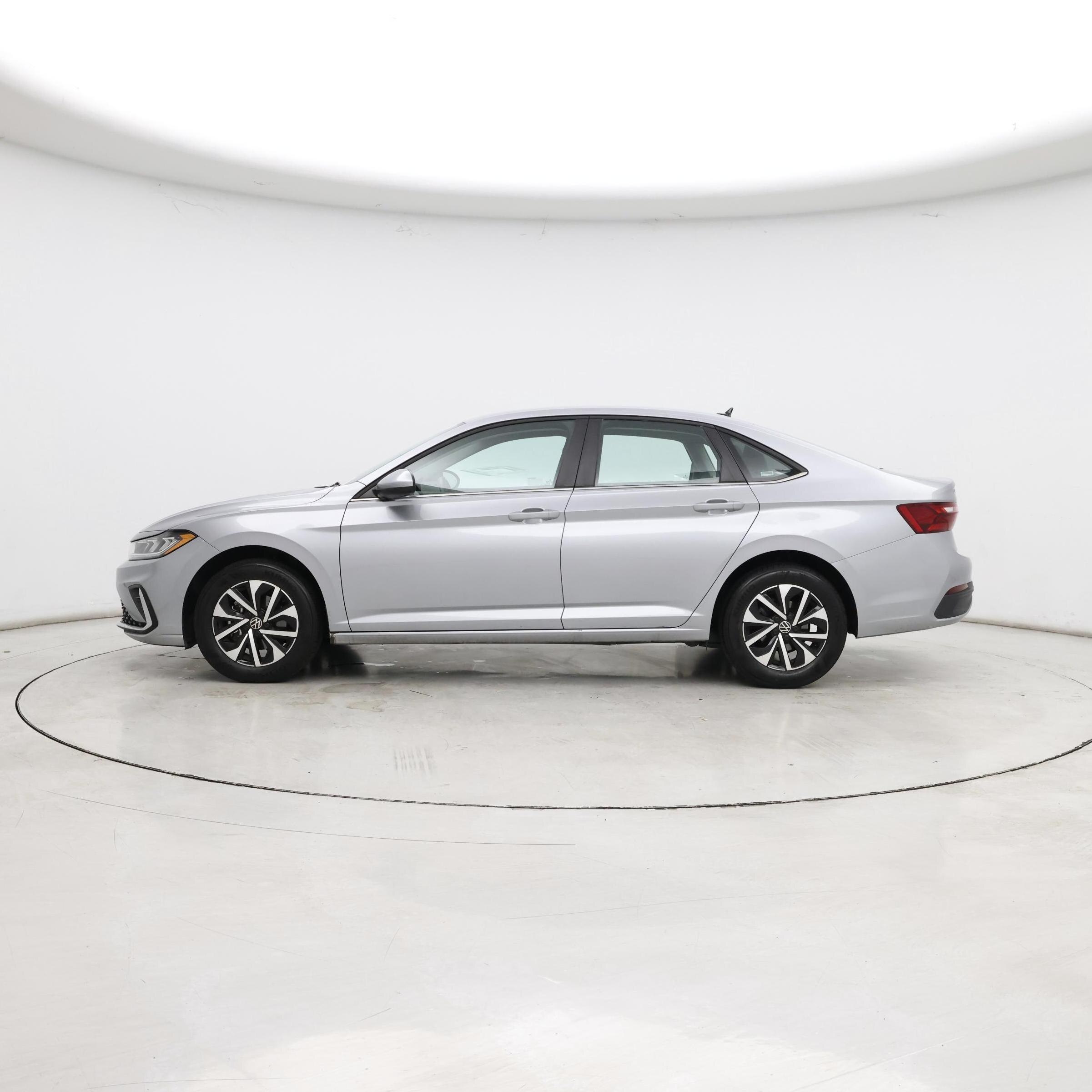 Thumbnail: 2025 Volkswagen Jetta - 3