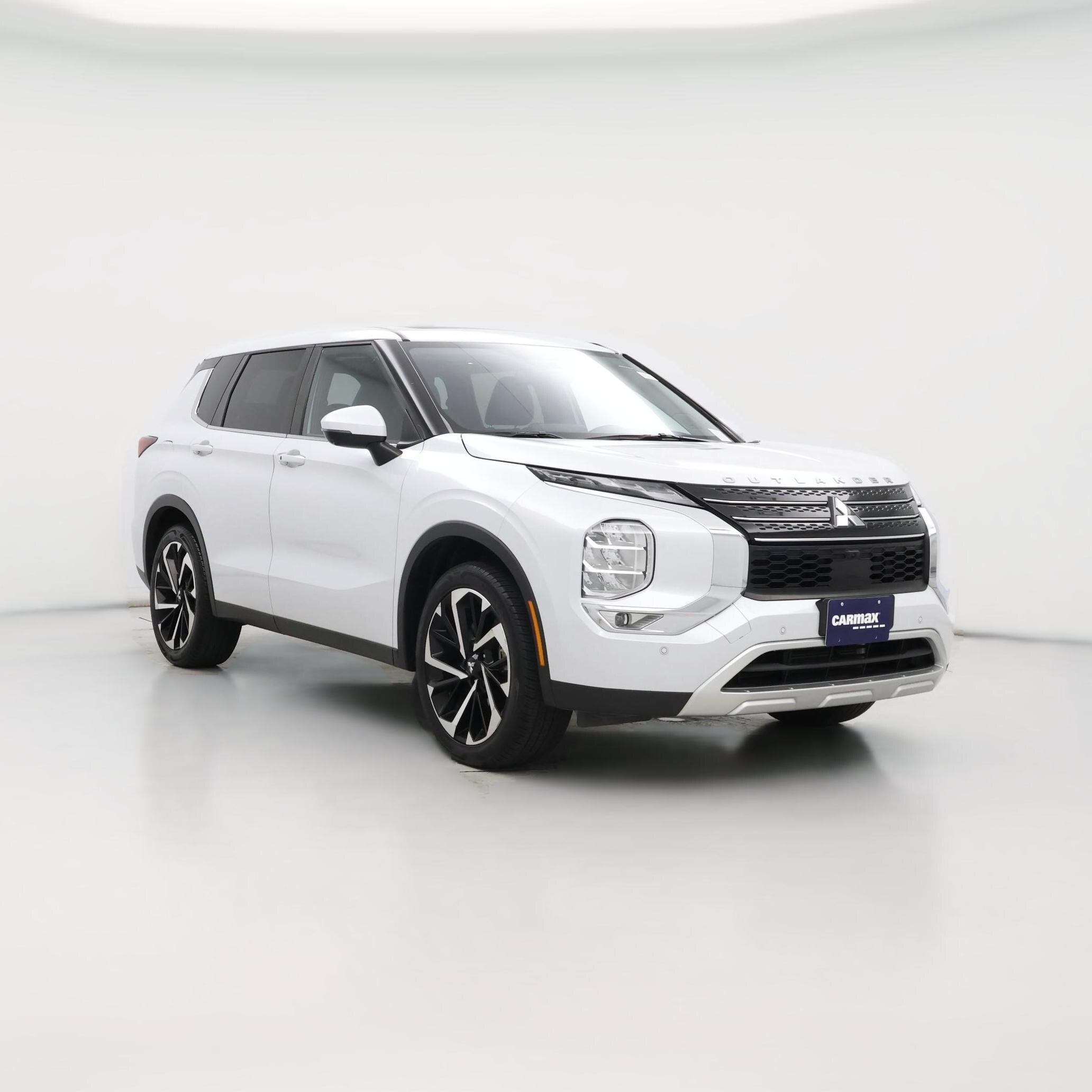 Thumbnail: 2024 Mitsubishi Outlander - 1