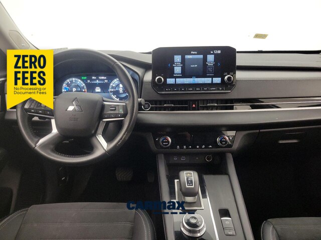 White 2024 Mitsubishi Outlander SUV / Crossover Front-Wheel Drive Automatic