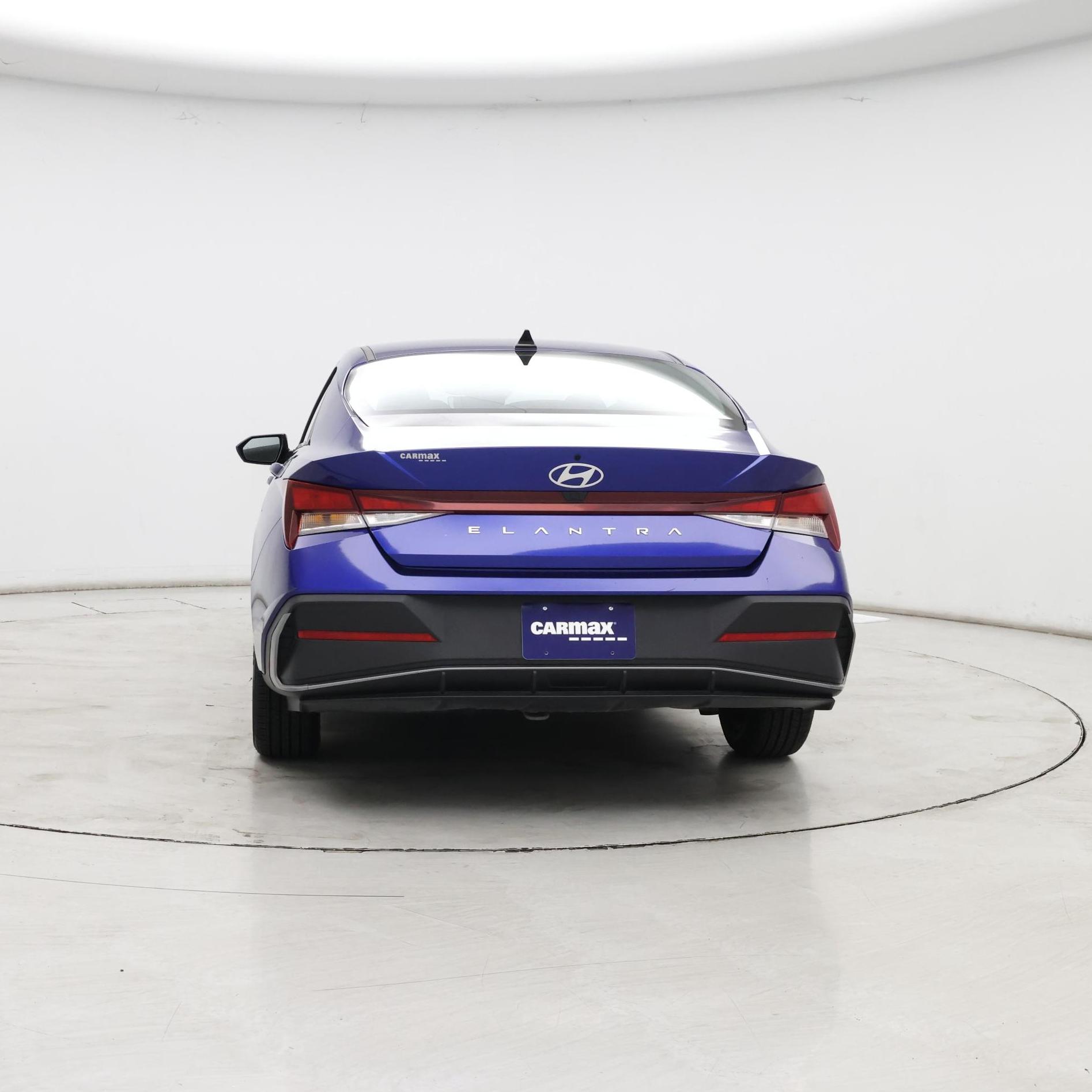 Thumbnail: 2024 Hyundai Elantra - 6