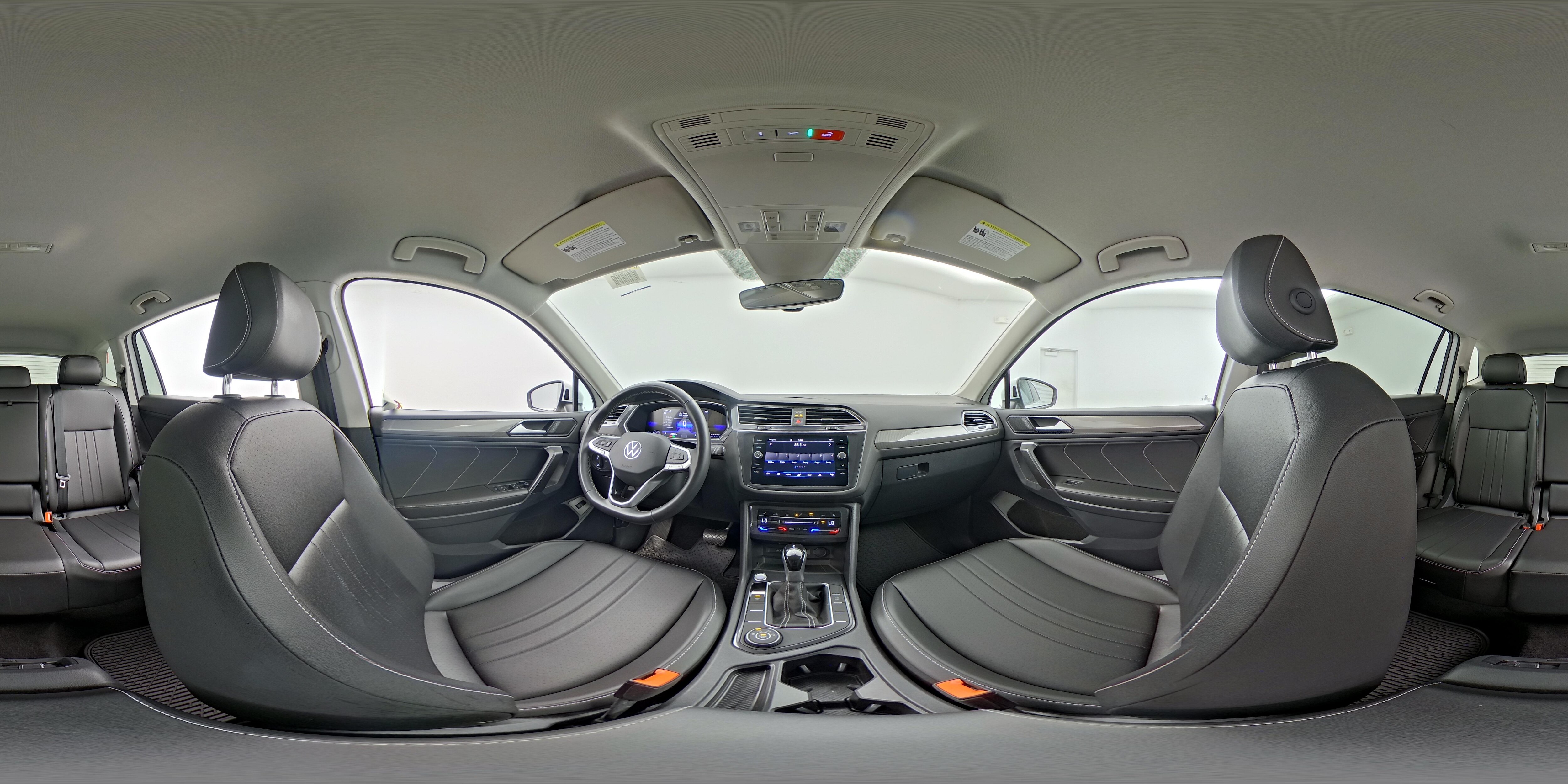 2024 Volkswagen Tiguan SE - Photo 24