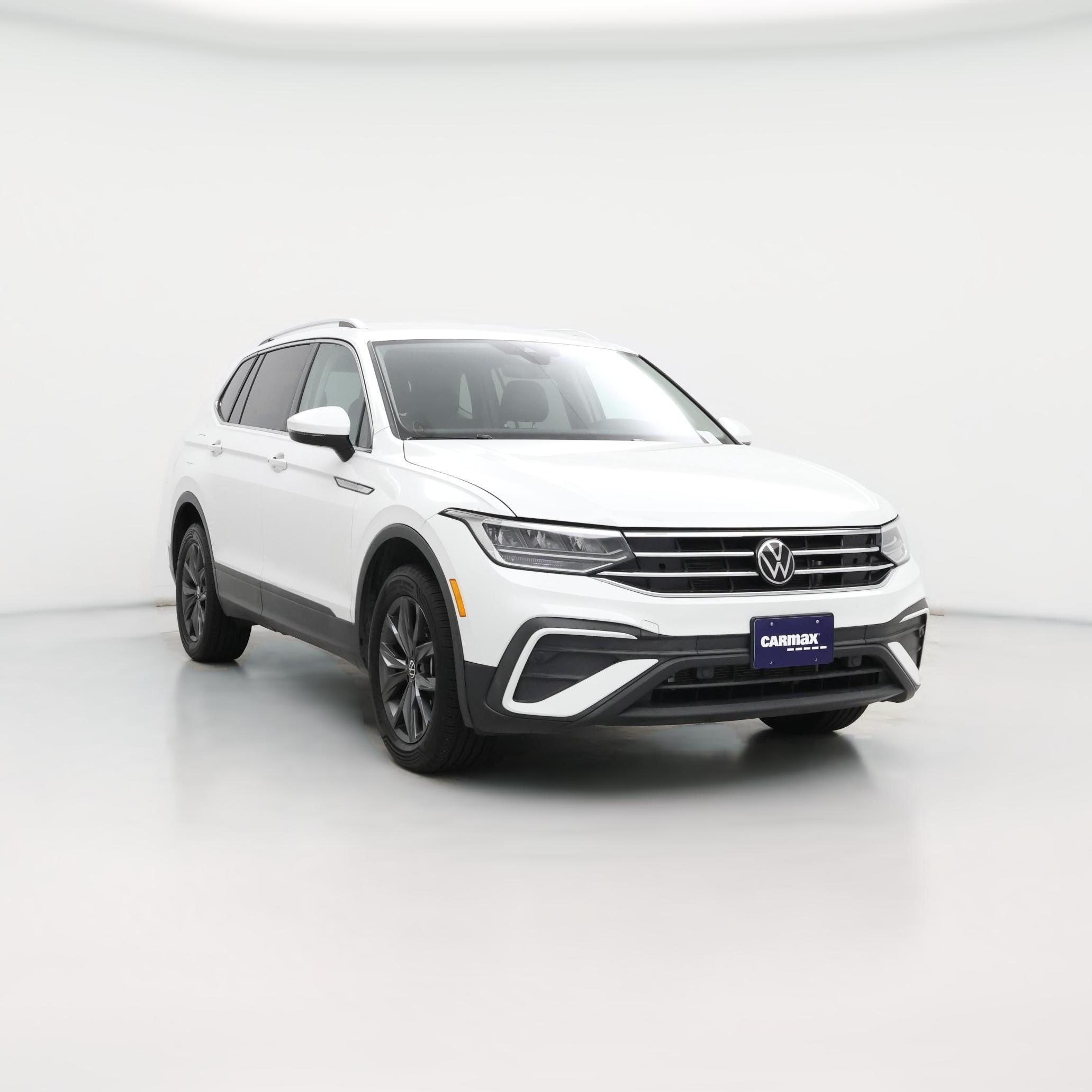 Thumbnail: 2024 Volkswagen Tiguan - 1