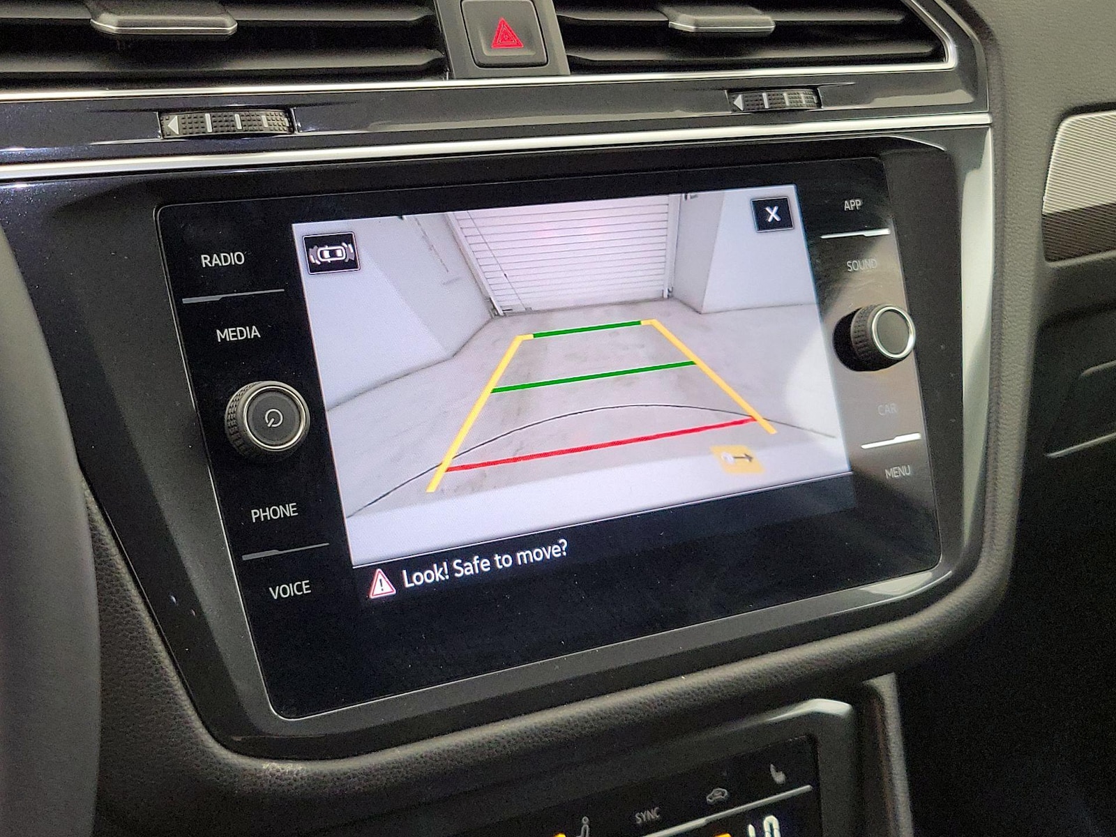 2024 Volkswagen Tiguan SE - Photo 15