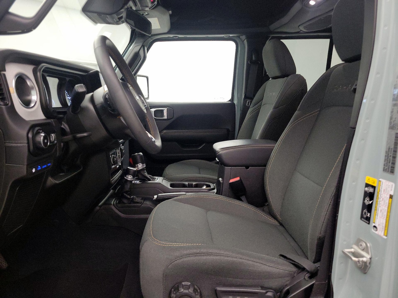 2024 Jeep Wrangler 4xe Sahara 4XE - Photo 12