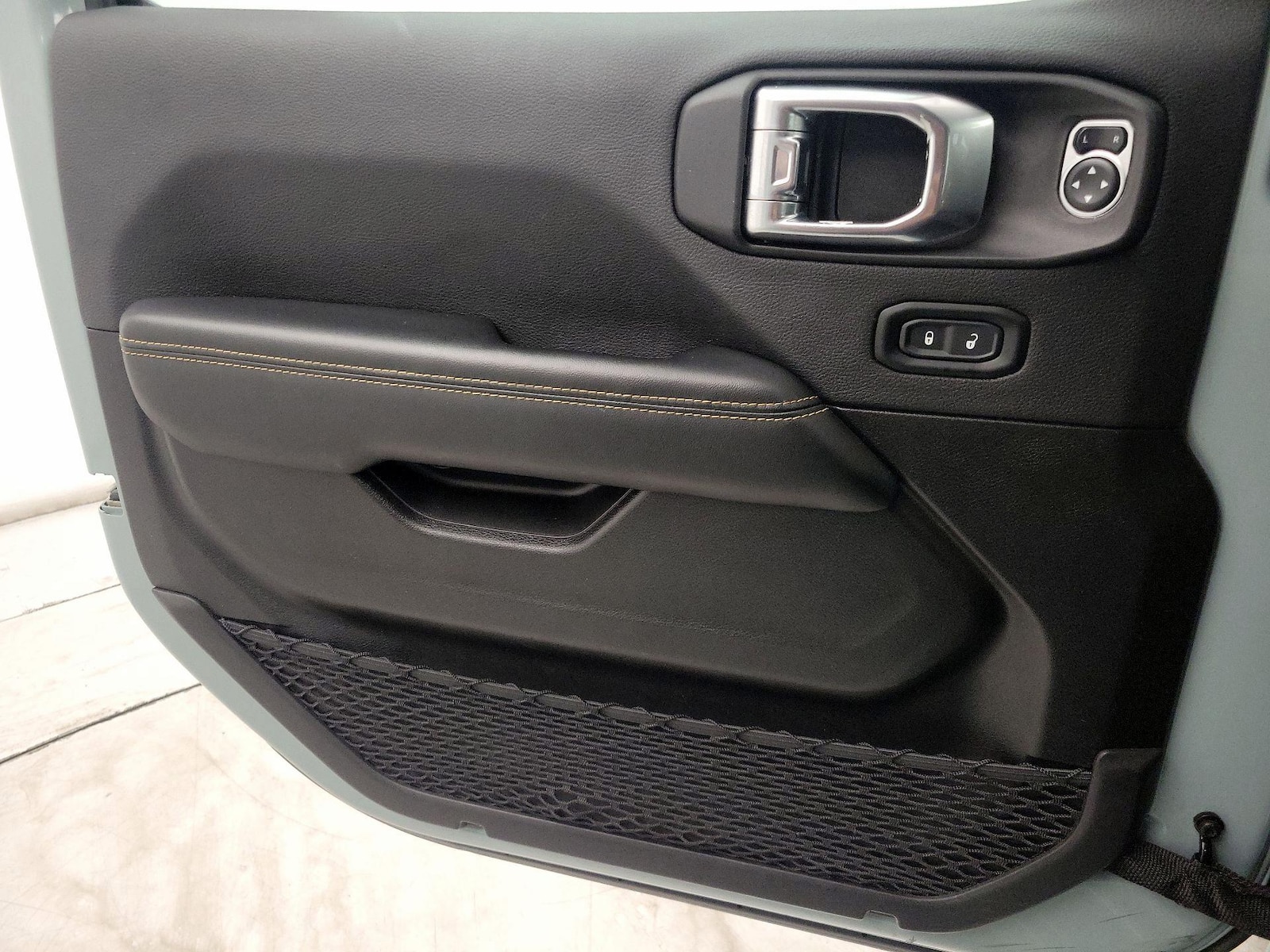2024 Jeep Wrangler 4xe Sahara 4XE - Photo 13