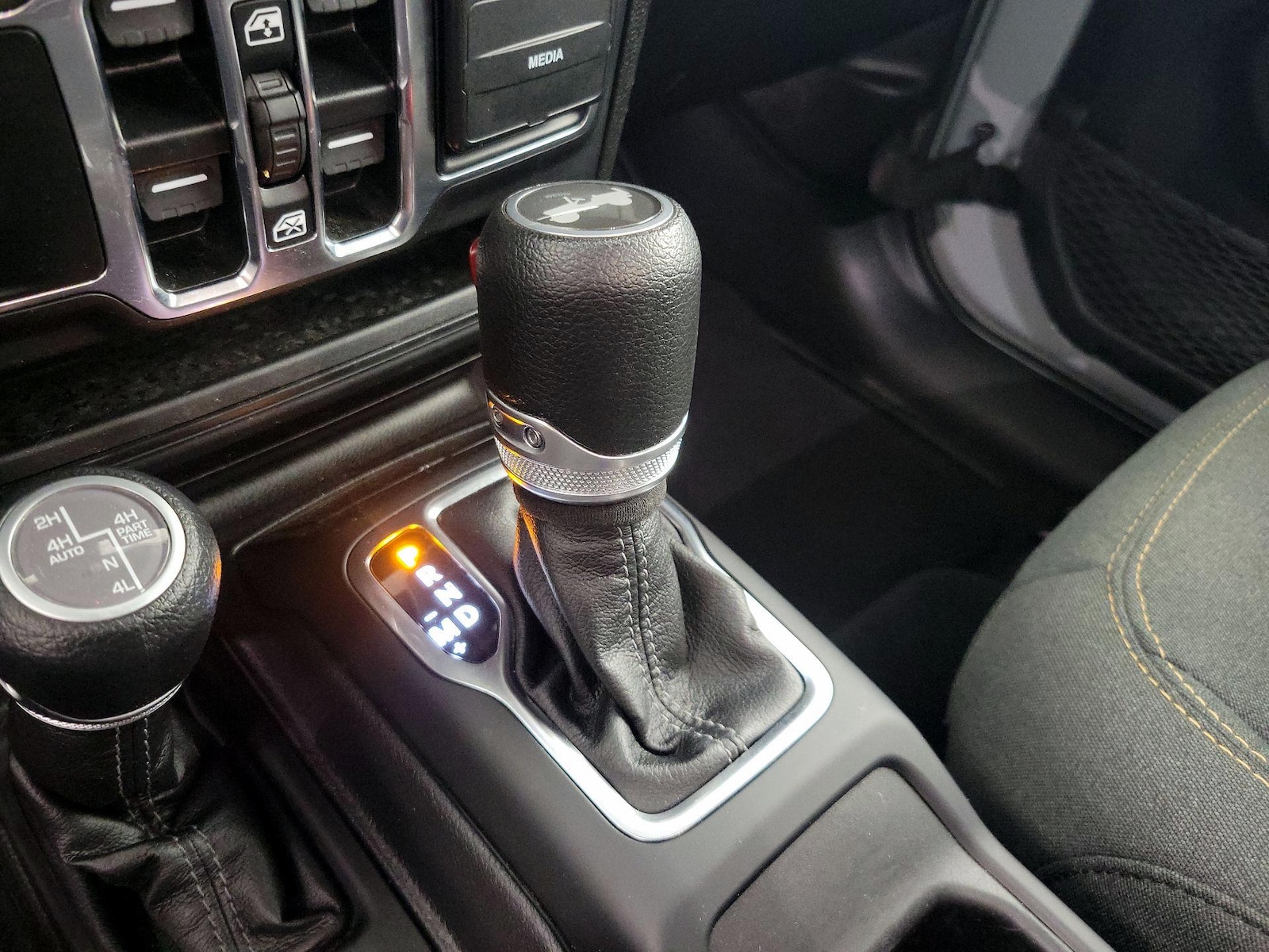 2024 Jeep Wrangler 4xe Sahara 4XE - Photo 18