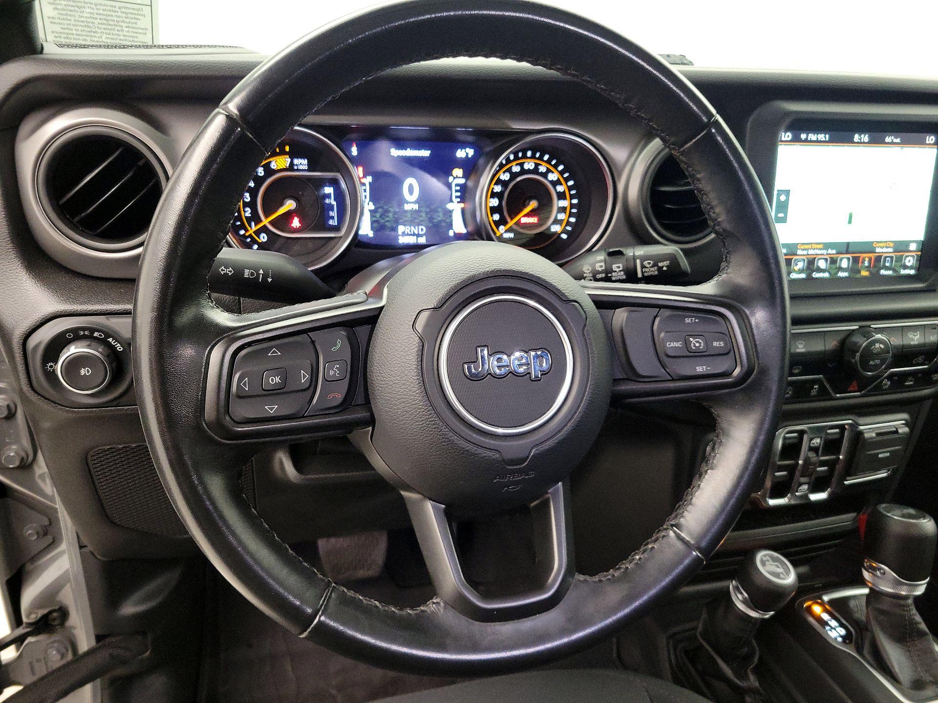 Thumbnail: 2022 Jeep Wrangler - 10