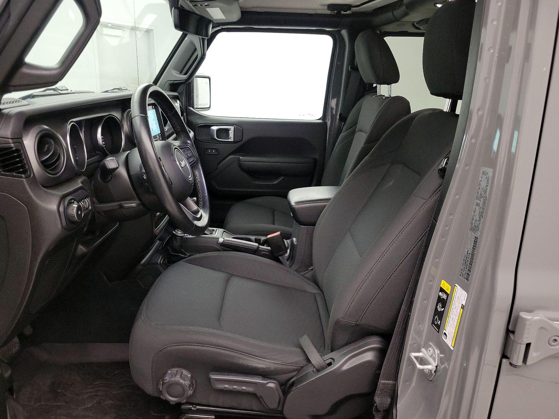 Thumbnail: 2022 Jeep Wrangler - 11
