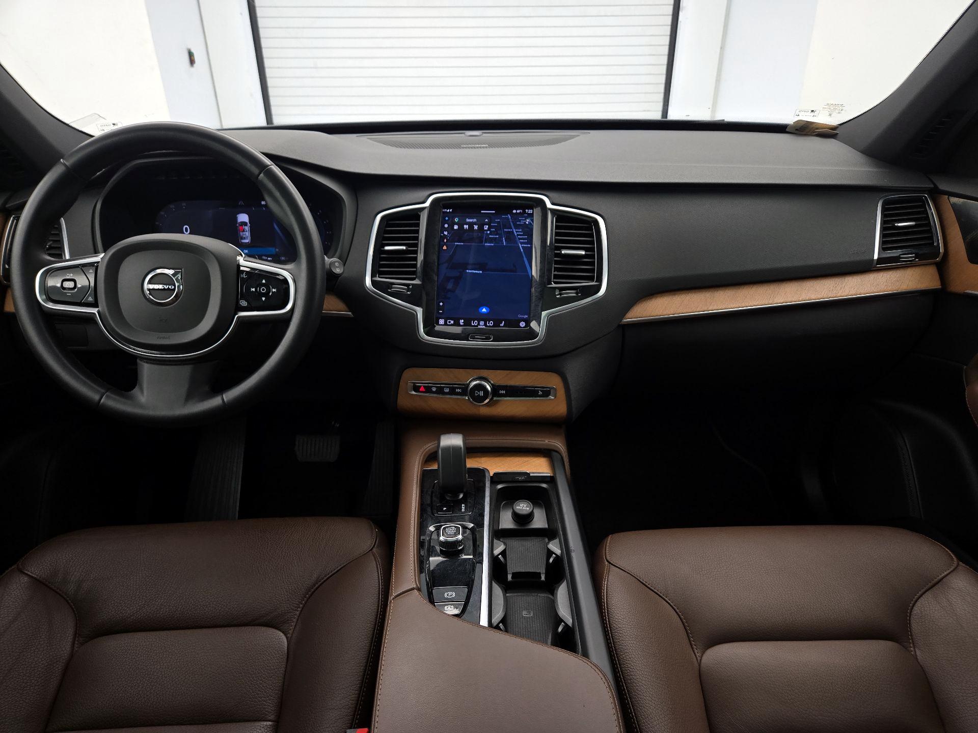 Thumbnail: 2023 Volvo XC90 - 9