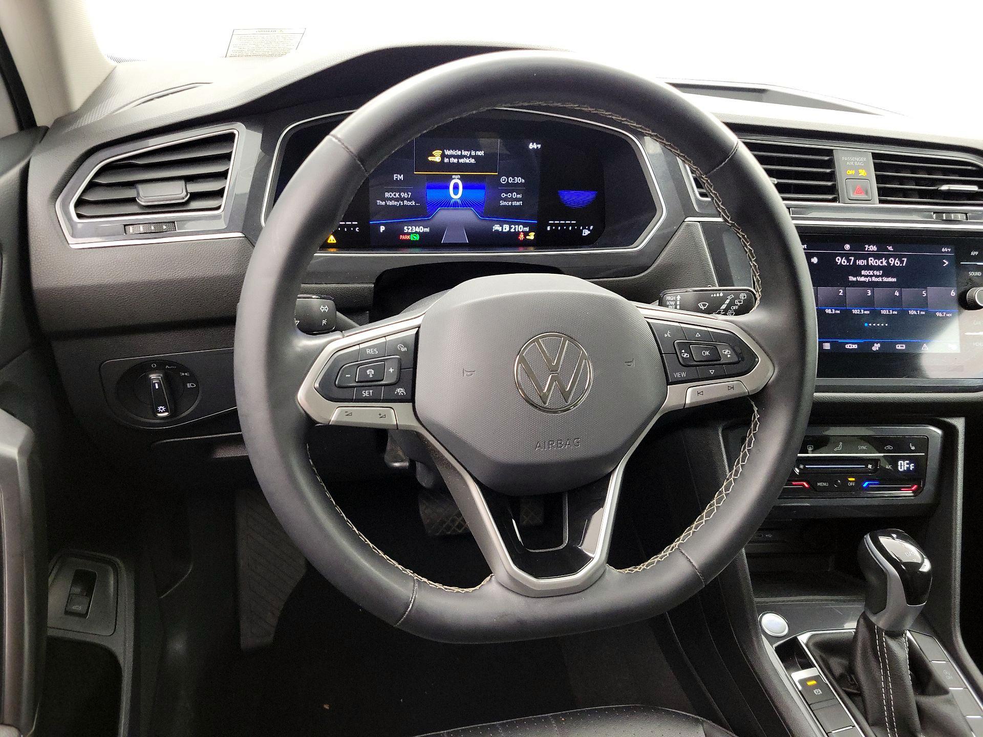 Thumbnail: 2024 Volkswagen Tiguan - 10