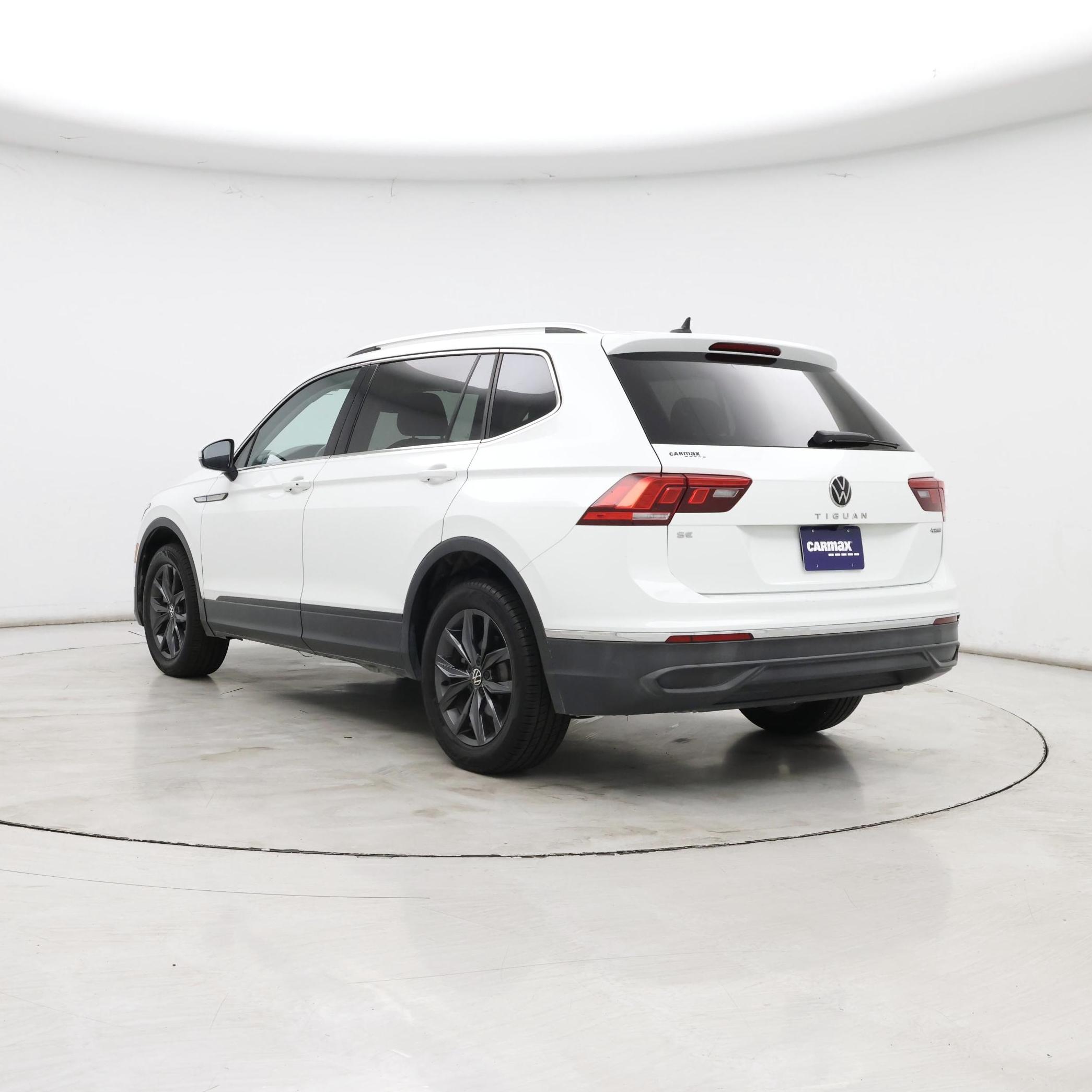 Thumbnail: 2024 Volkswagen Tiguan - 2