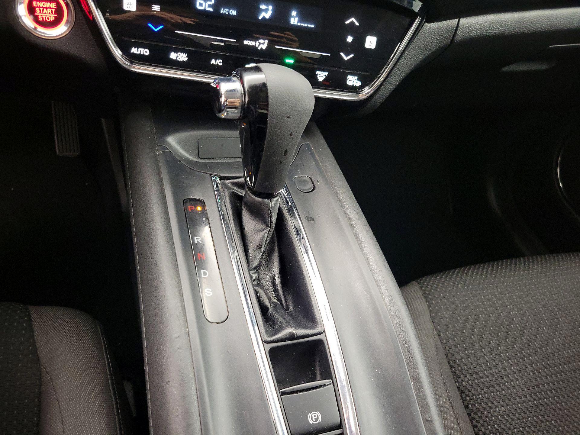 Thumbnail: 2022 Honda HR-V - 17
