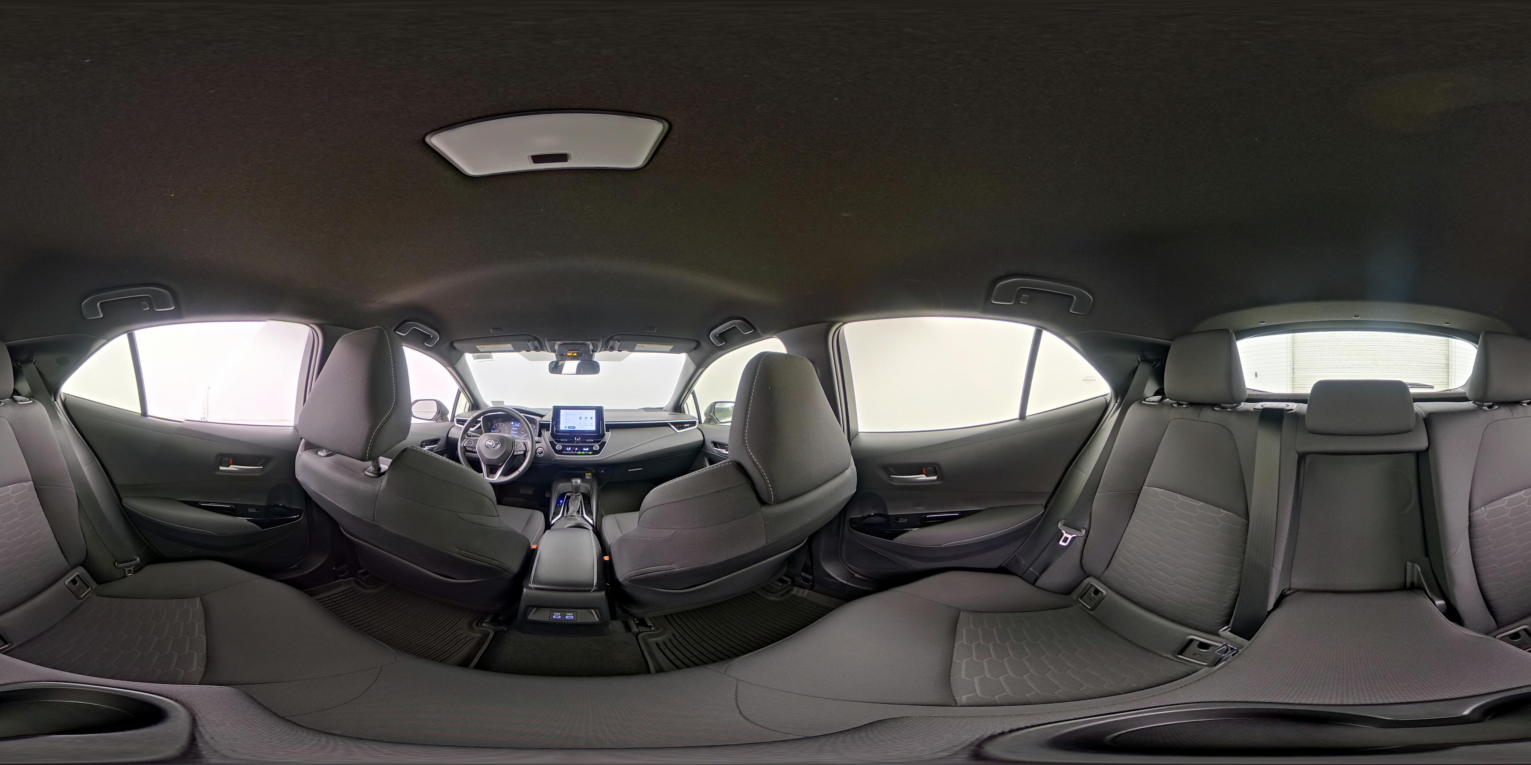 2024 Toyota Corolla Hatchback SE - Photo 25