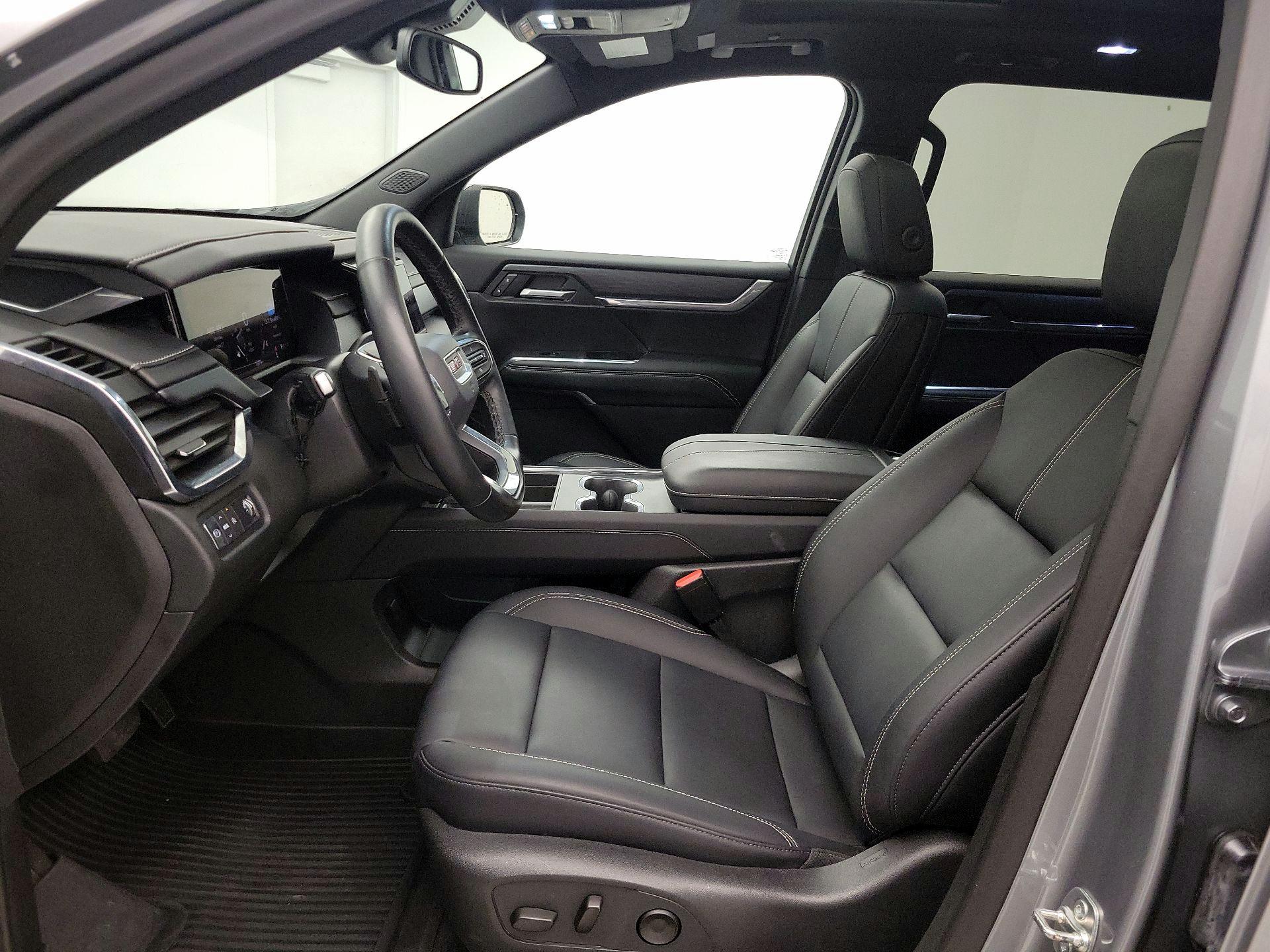 Thumbnail: 2025 GMC Acadia - 11