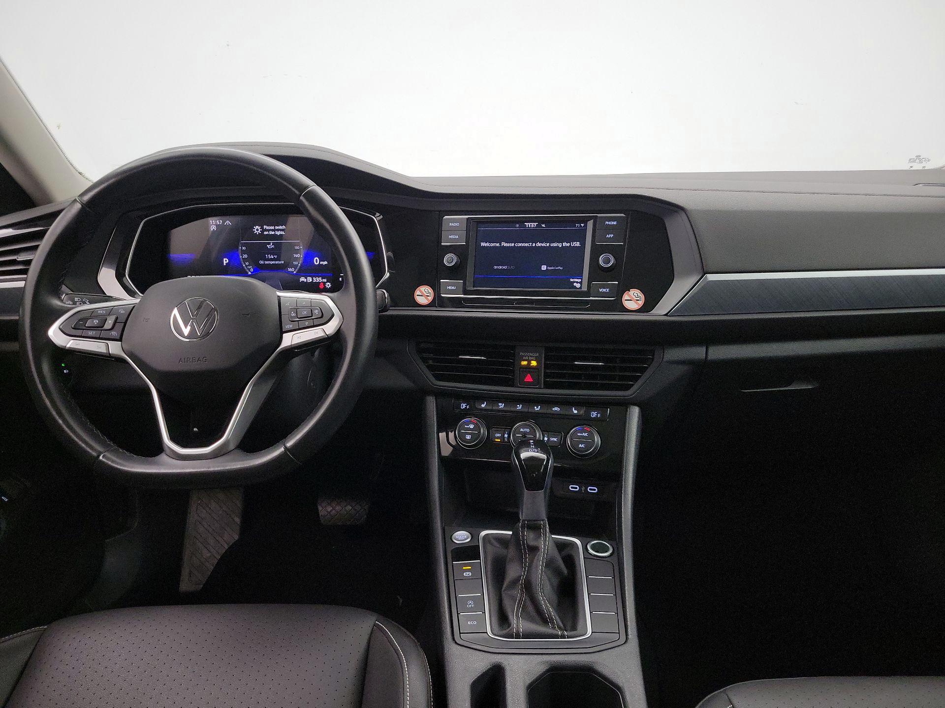 Thumbnail: 2024 Volkswagen Jetta - 9