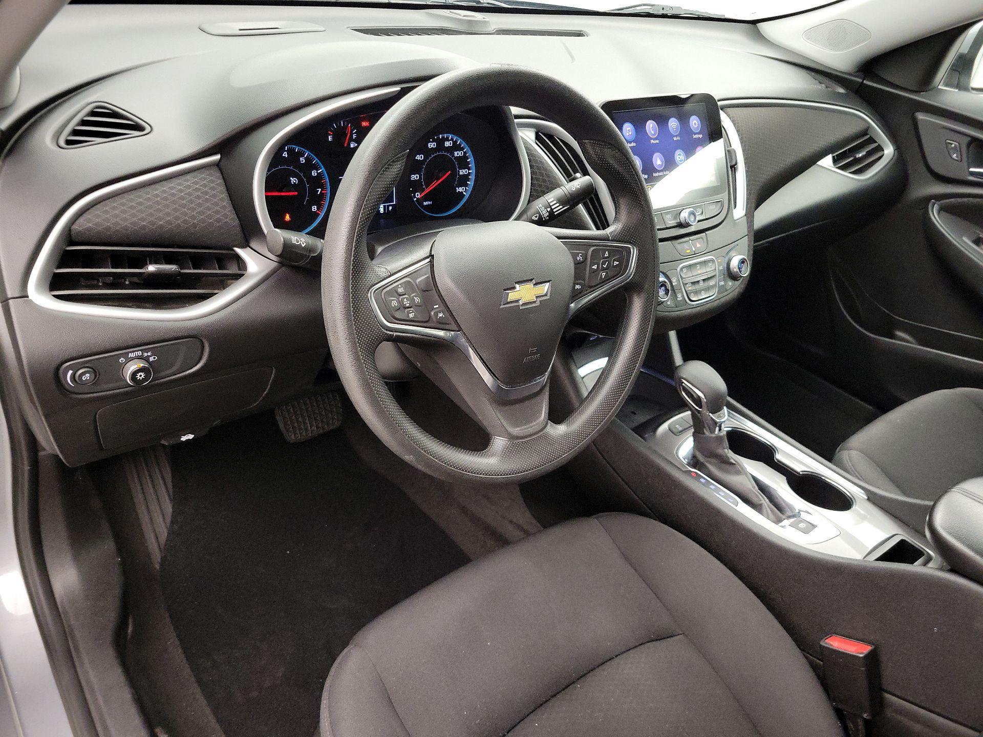 Thumbnail: 2024 Chevrolet Malibu - 9