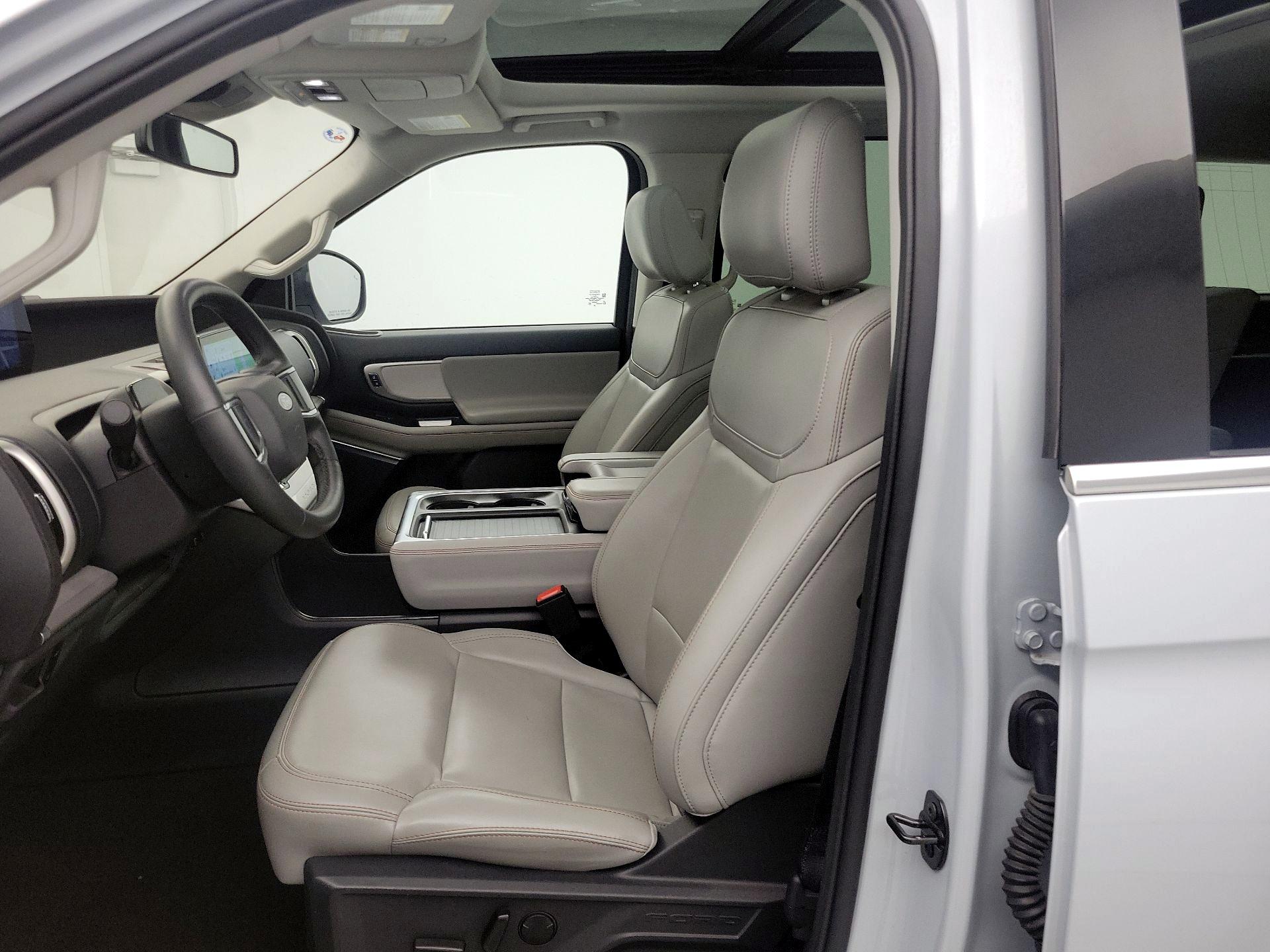 Thumbnail: 2025 Ford Expedition - 11