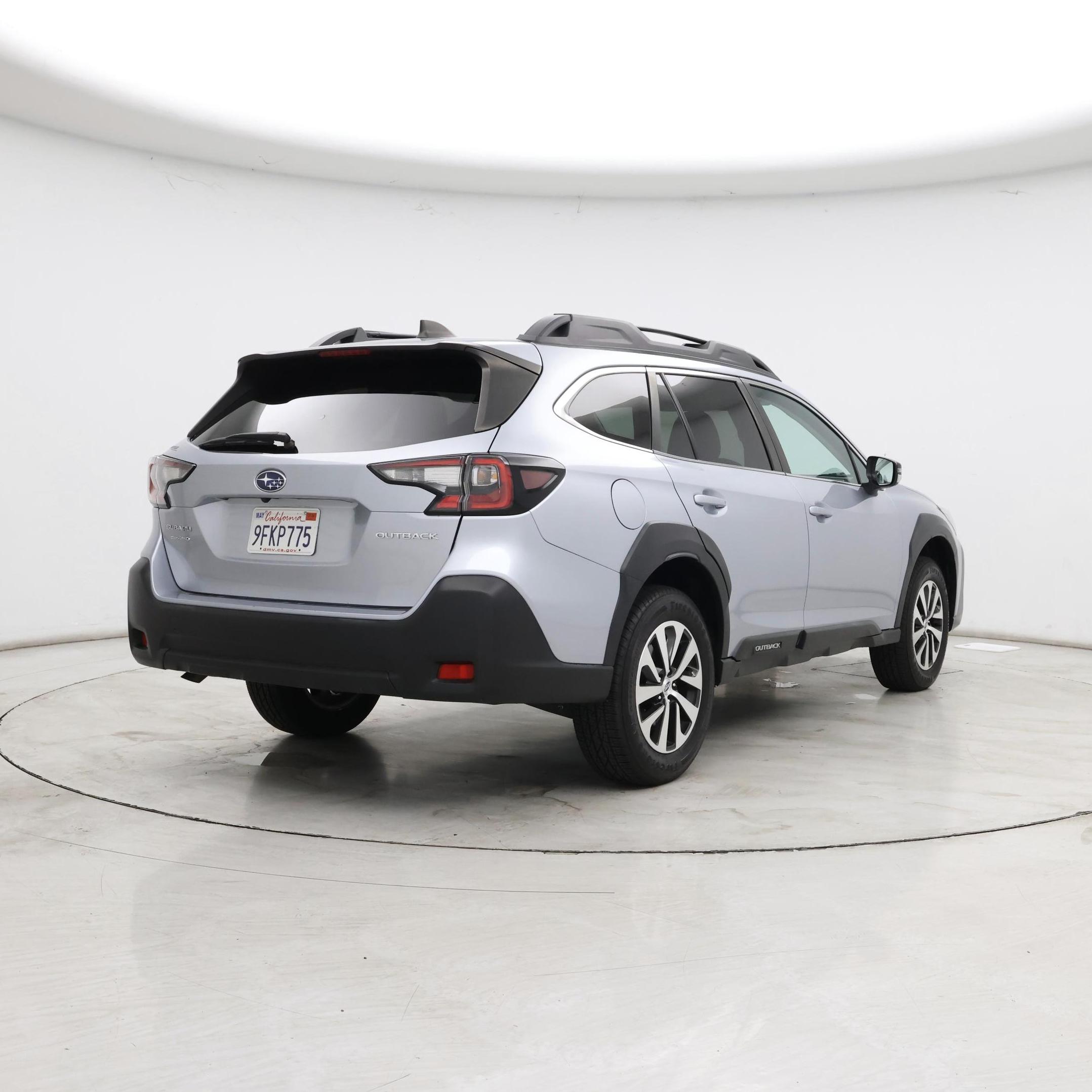 Thumbnail: 2023 Subaru Outback - 8