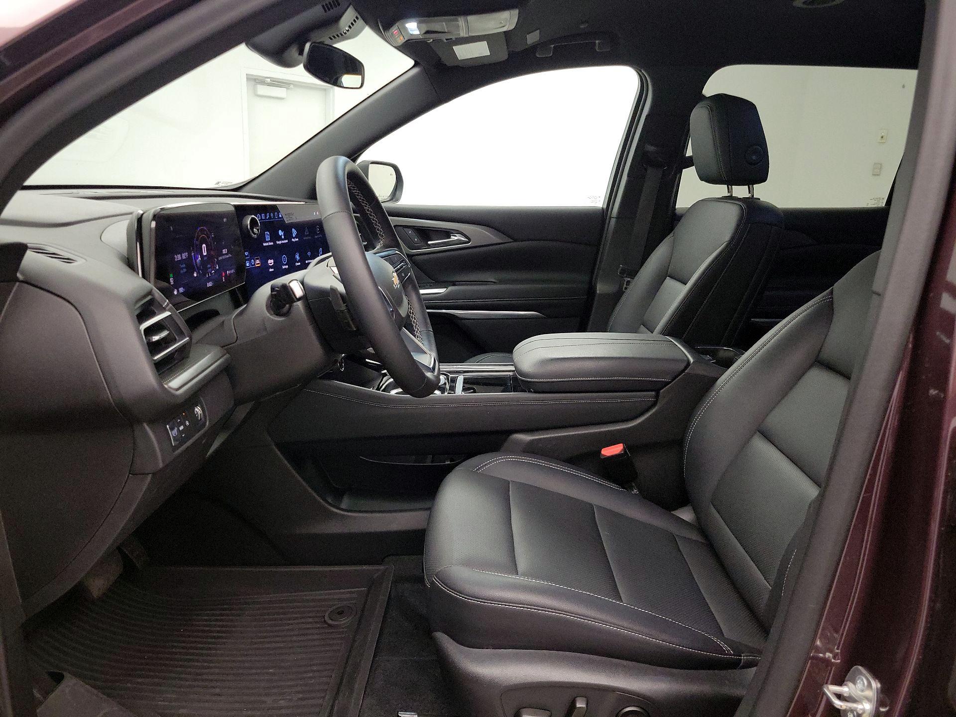 Thumbnail: 2024 Chevrolet Traverse - 11