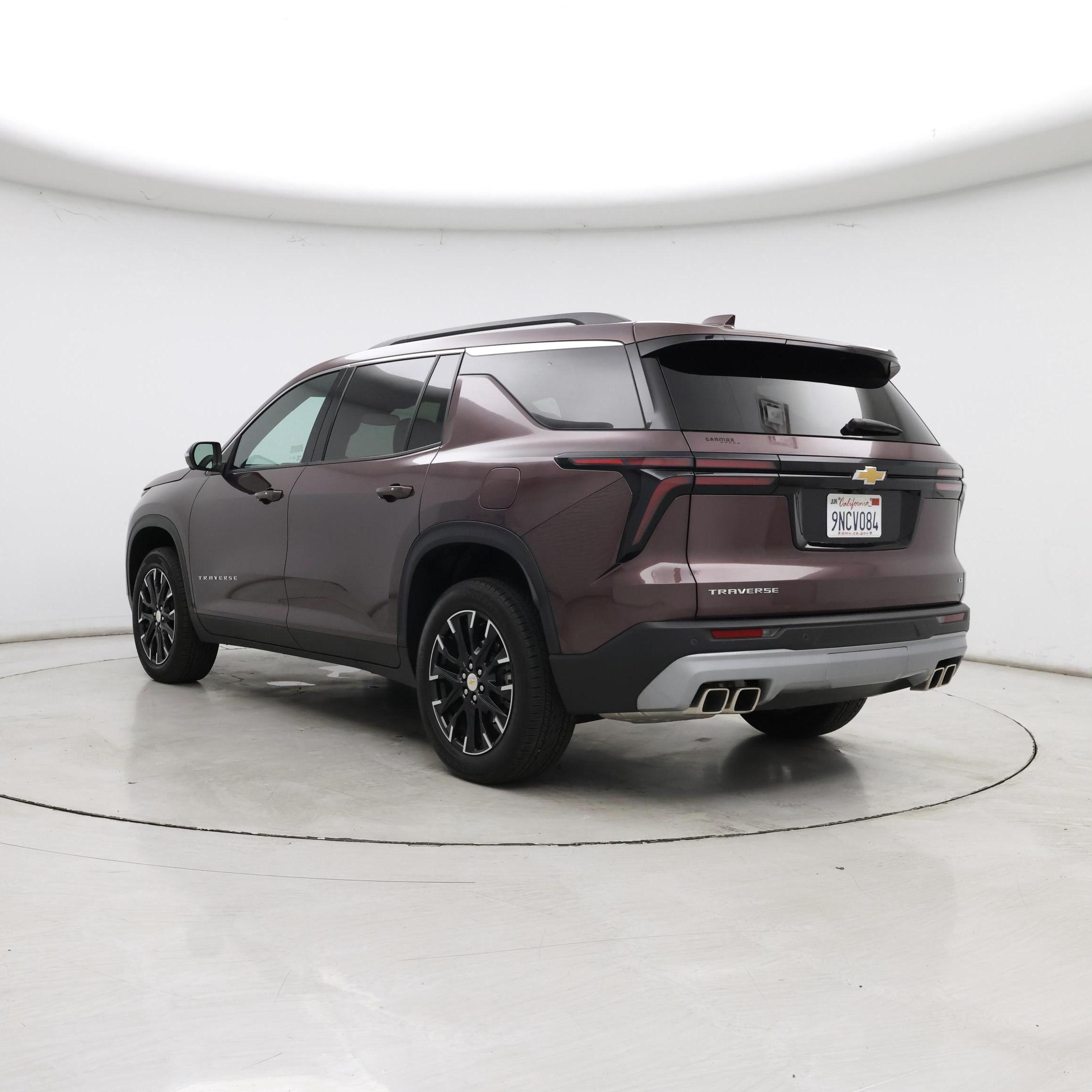 Thumbnail: 2024 Chevrolet Traverse - 2