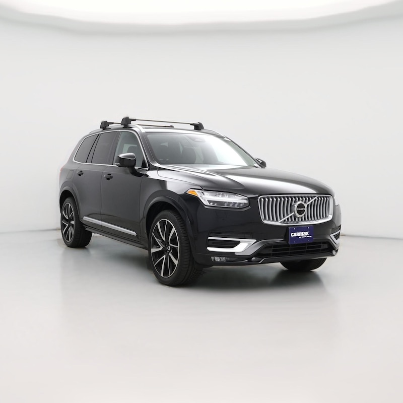 2023 Volvo XC90 B6 Plus