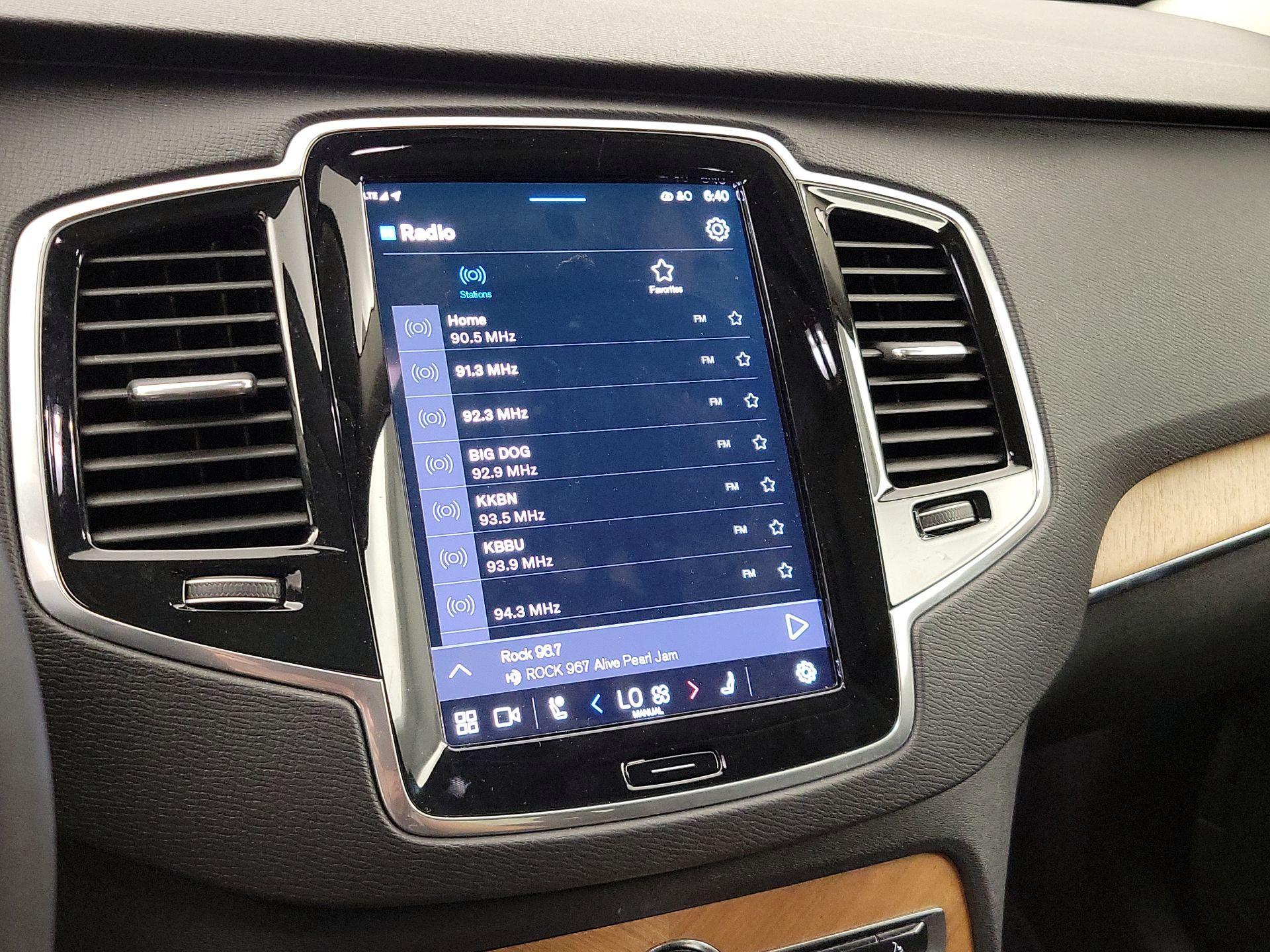 Thumbnail: 2023 Volvo XC90 - 16