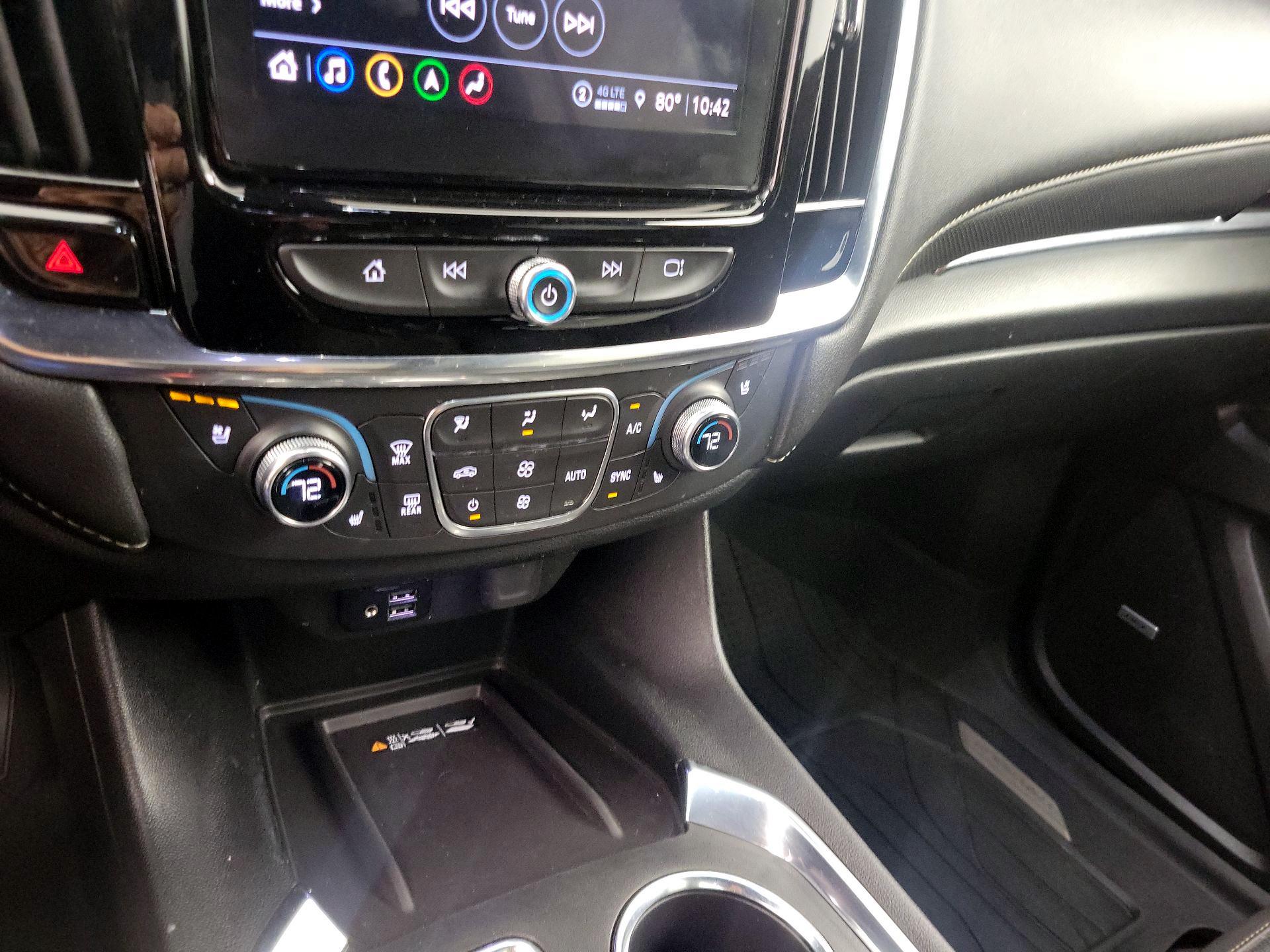 Thumbnail: 2023 Chevrolet Traverse - 16