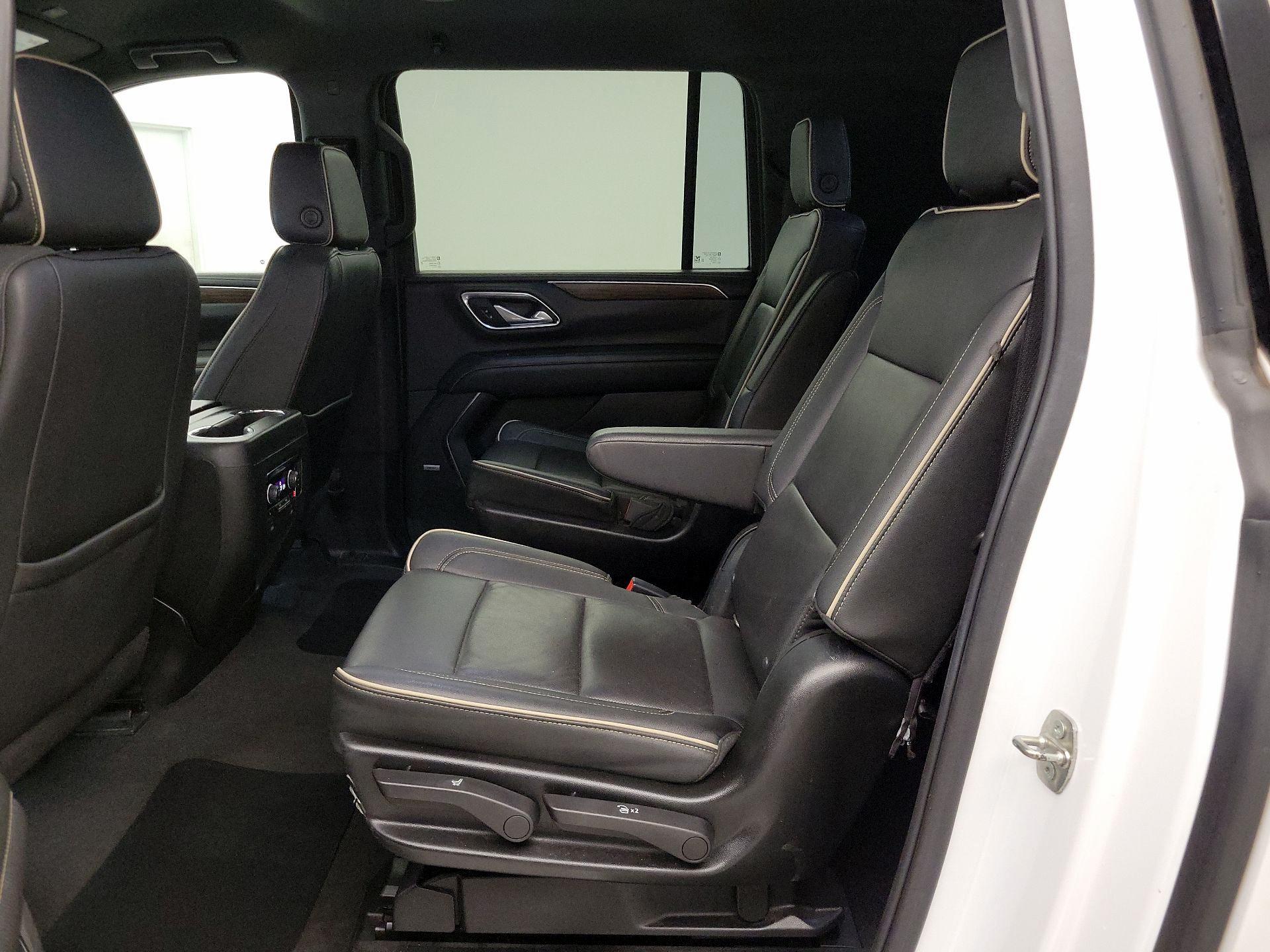 Thumbnail: 2022 Chevrolet Suburban - 20