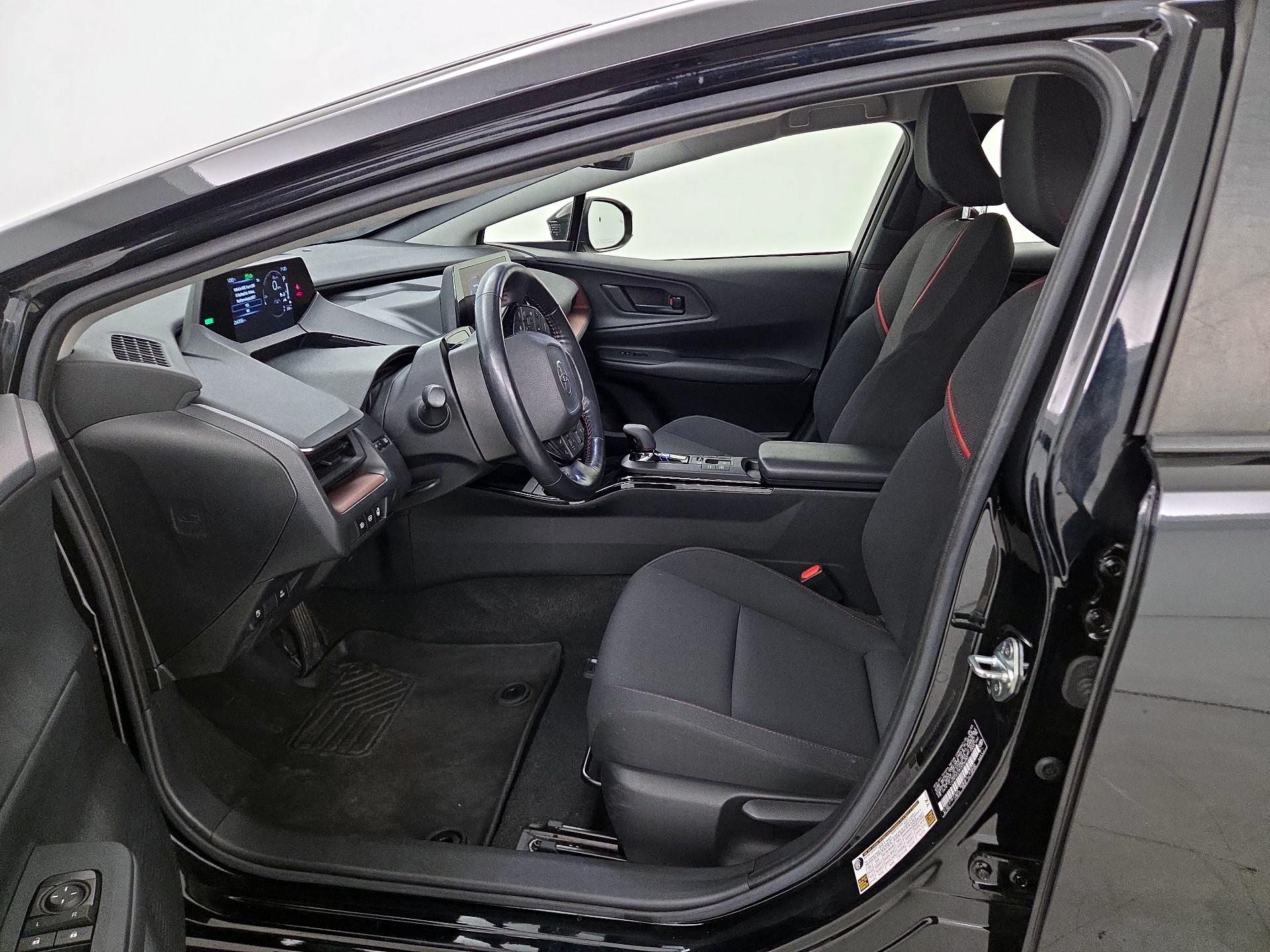 Thumbnail: 2023 Toyota Prius Prime - 11